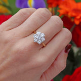 Ellibelle Jewellery Vintage 1980 18ct Gold Diamond Daisy Cluster Ring (1.92cts)