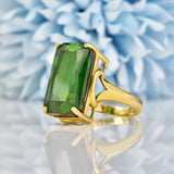 Ellibelle Jewellery Green Tourmaline 18ct Gold Dress Ring (13.60ct)