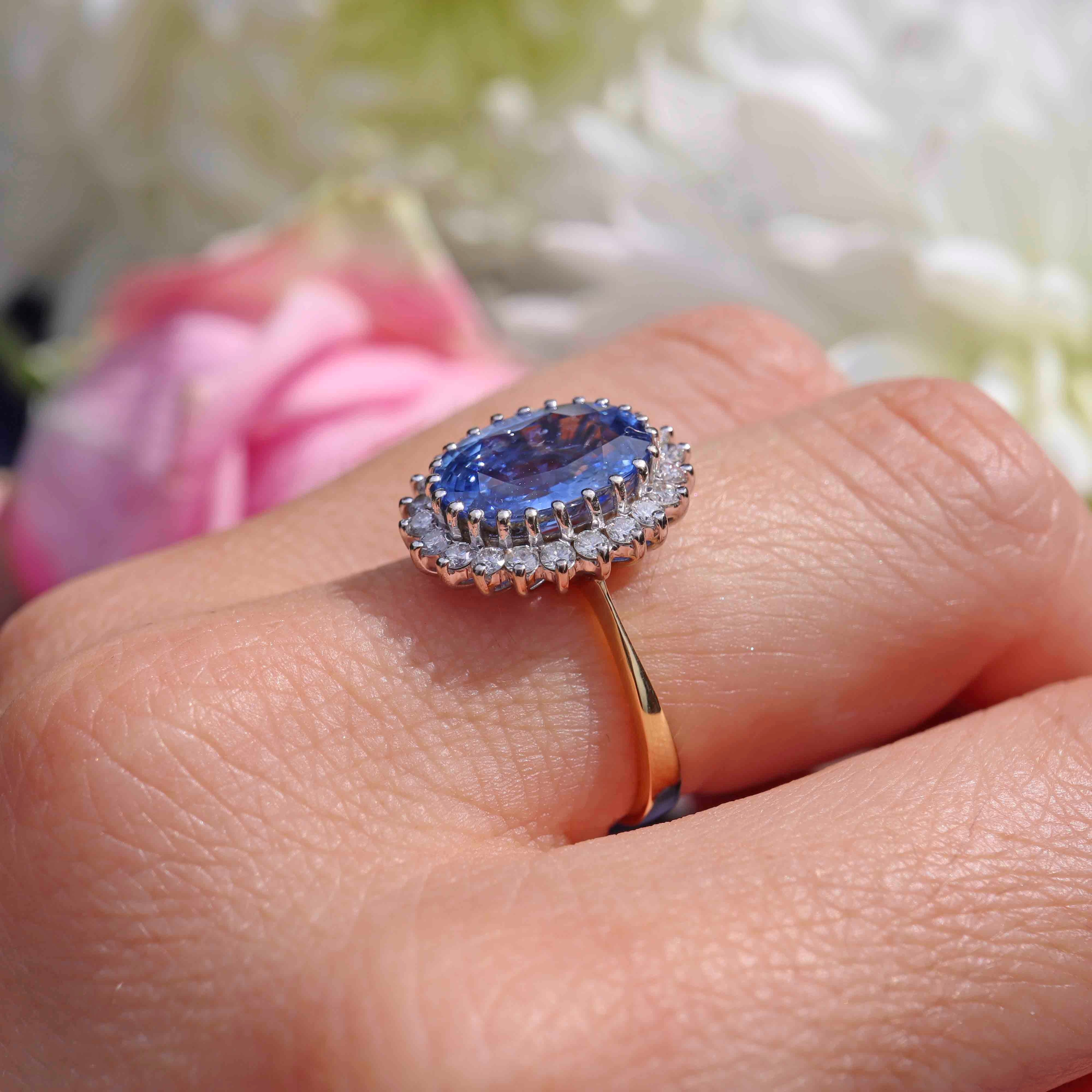 Vintage 1985 Ceylon Sapphire & Diamond 18ct Gold Cluster Engagement Ring (4.60ct)