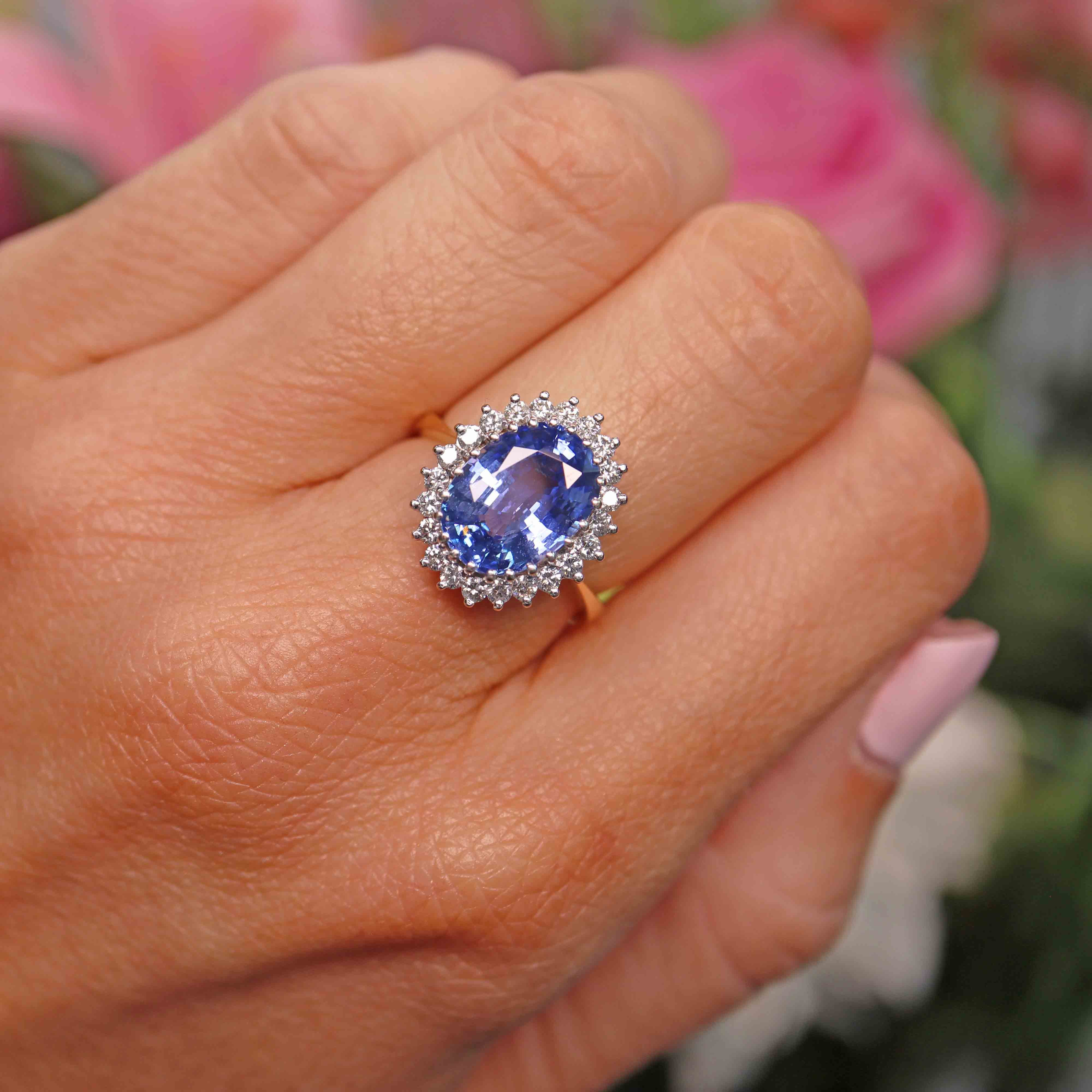 Vintage 1985 Ceylon Sapphire & Diamond 18ct Gold Cluster Engagement Ring (4.60ct)