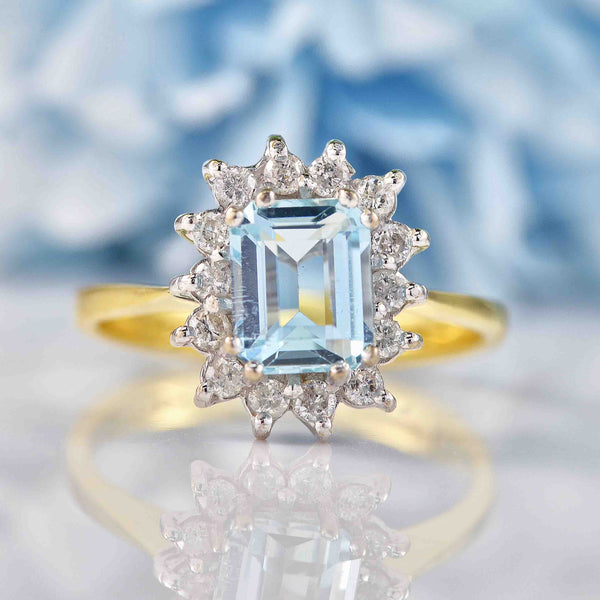 Vintage 1993 Aquamarine & Diamond 18ct Gold Cluster Ring