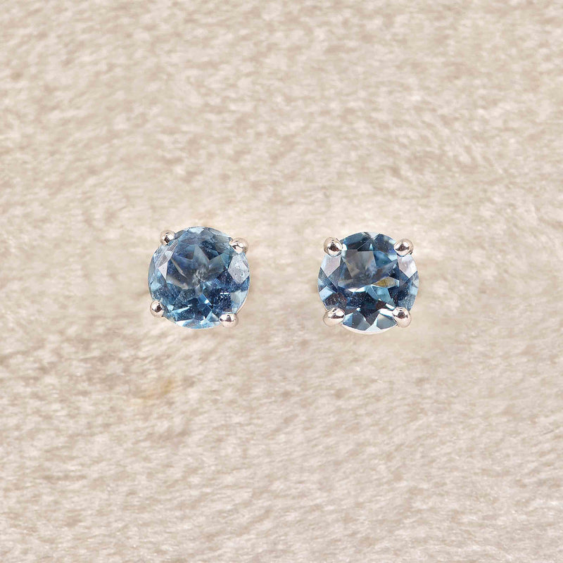 Ellibelle Jewellery 18ct White Gold Aquamarine Stud Earrings (0.80cts)