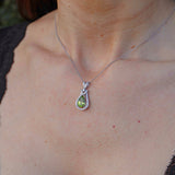 Ellibelle Jewellery 18ct White Gold Pear-Cut Peridot & Diamond Pendant Necklace