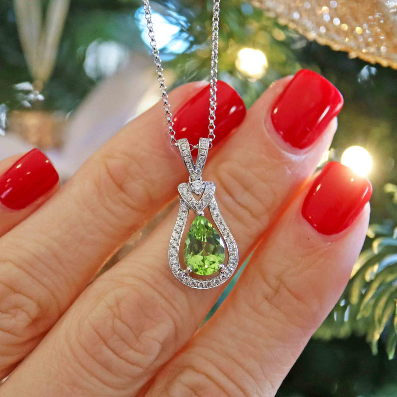 Ellibelle Jewellery 18ct White Gold Pear-Cut Peridot & Diamond Pendant Necklace