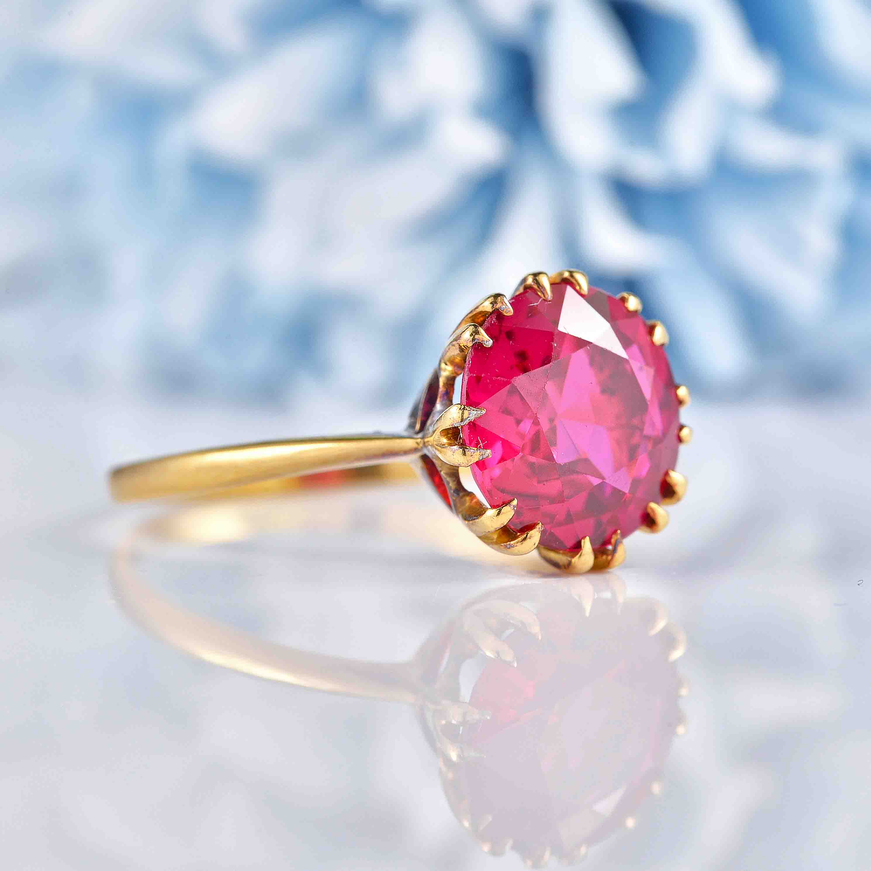 Ellibelle Jewellery 1930s Synthetic Ruby 18ct Gold Solitaire Ring (4.90ct)