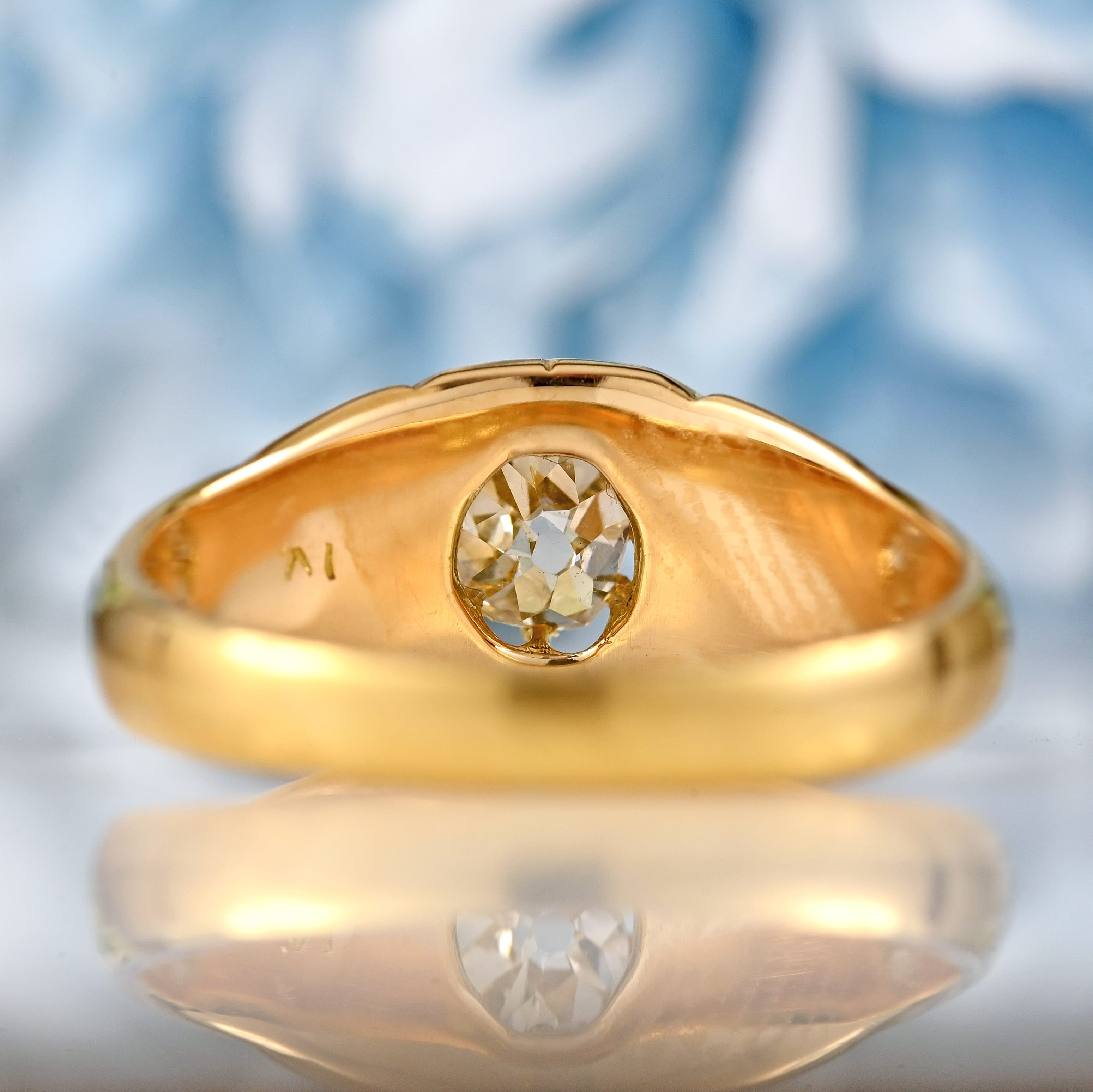 Ellibelle Jewellery Antique 18ct Gold Old-Mine-Cut Diamond Solitaire Ring