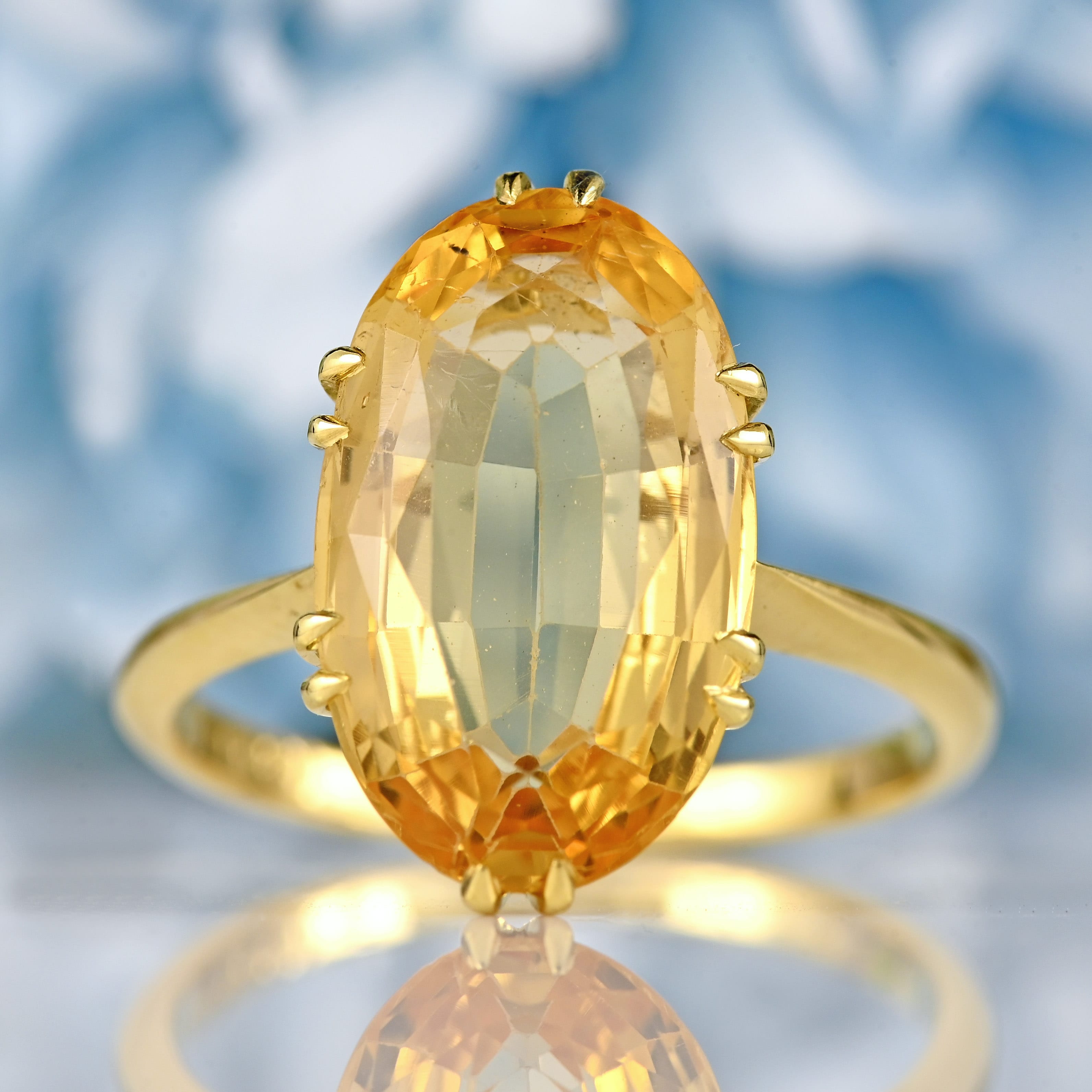 Ellibelle Jewellery Antique Oval-Cut Topaz 18ct Gold Solitaire Ring (6.06cts)