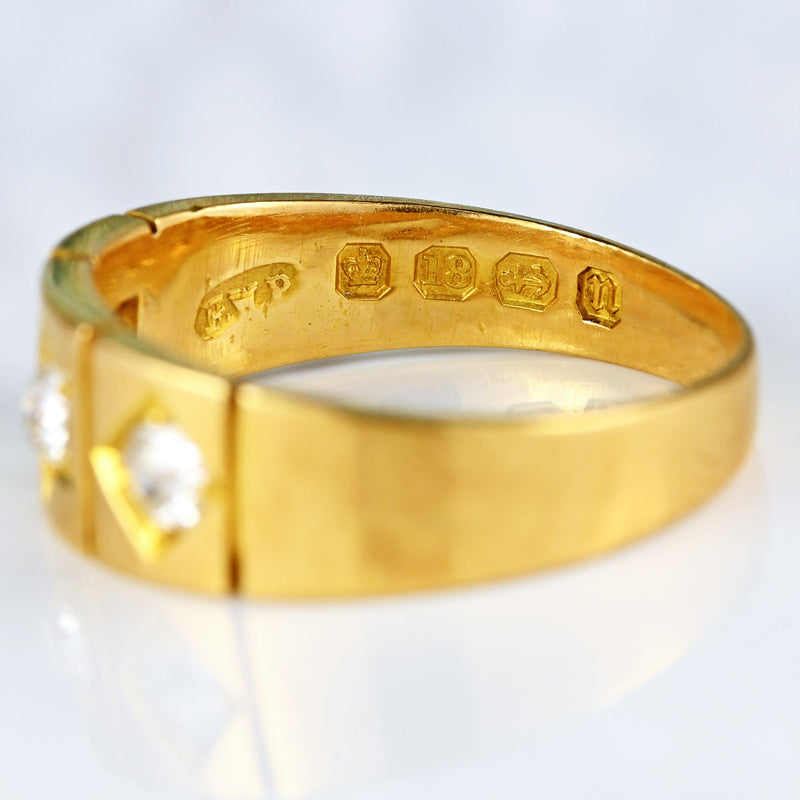Ellibelle Jewellery Antique Victorian Old-Cut Diamond 18ct Gold Three-Stone Gypsy Ring