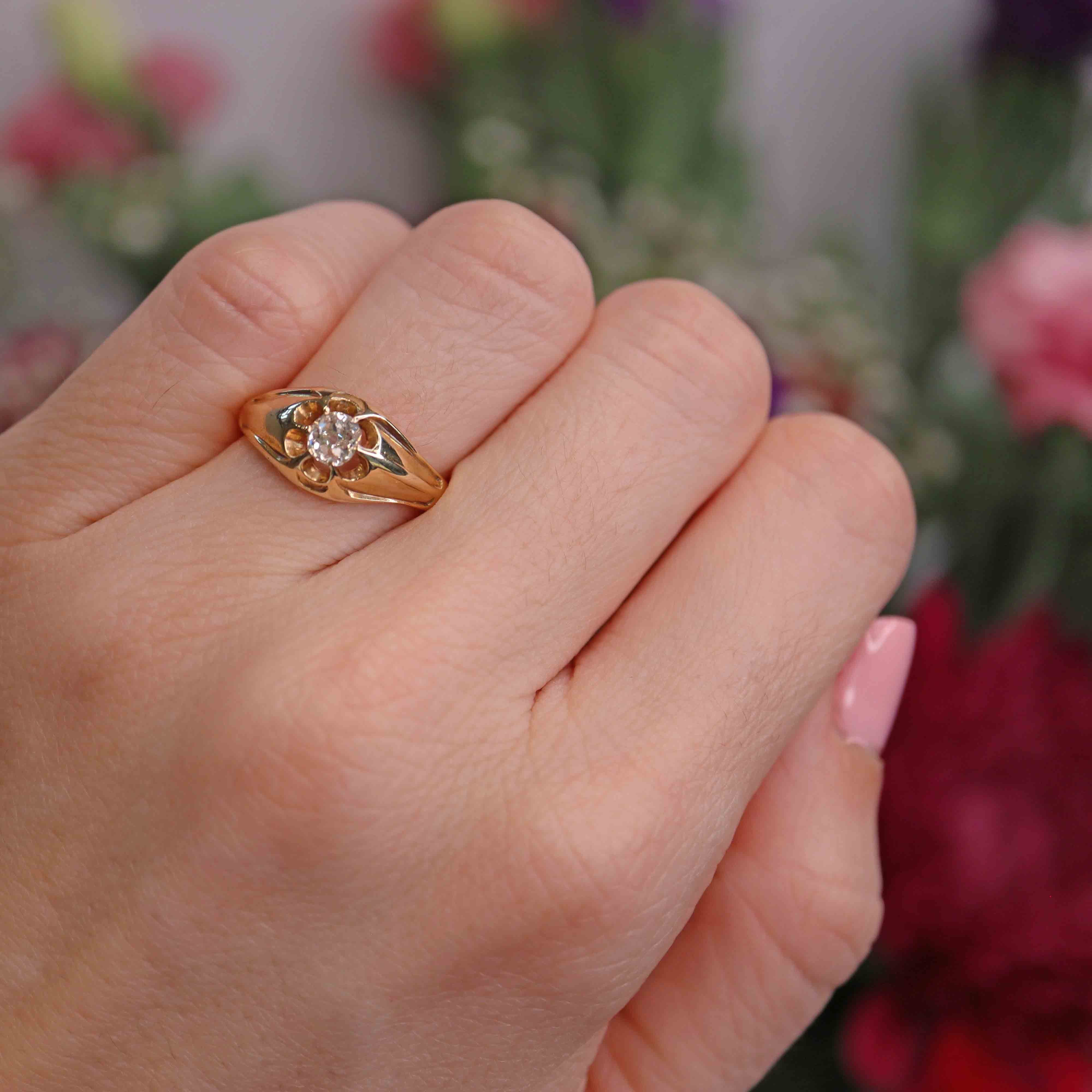 Ellibelle Jewellery Antique Victorian Old-Mine-Cut Diamond 18ct Gold Solitaire Ring (0.40cts)