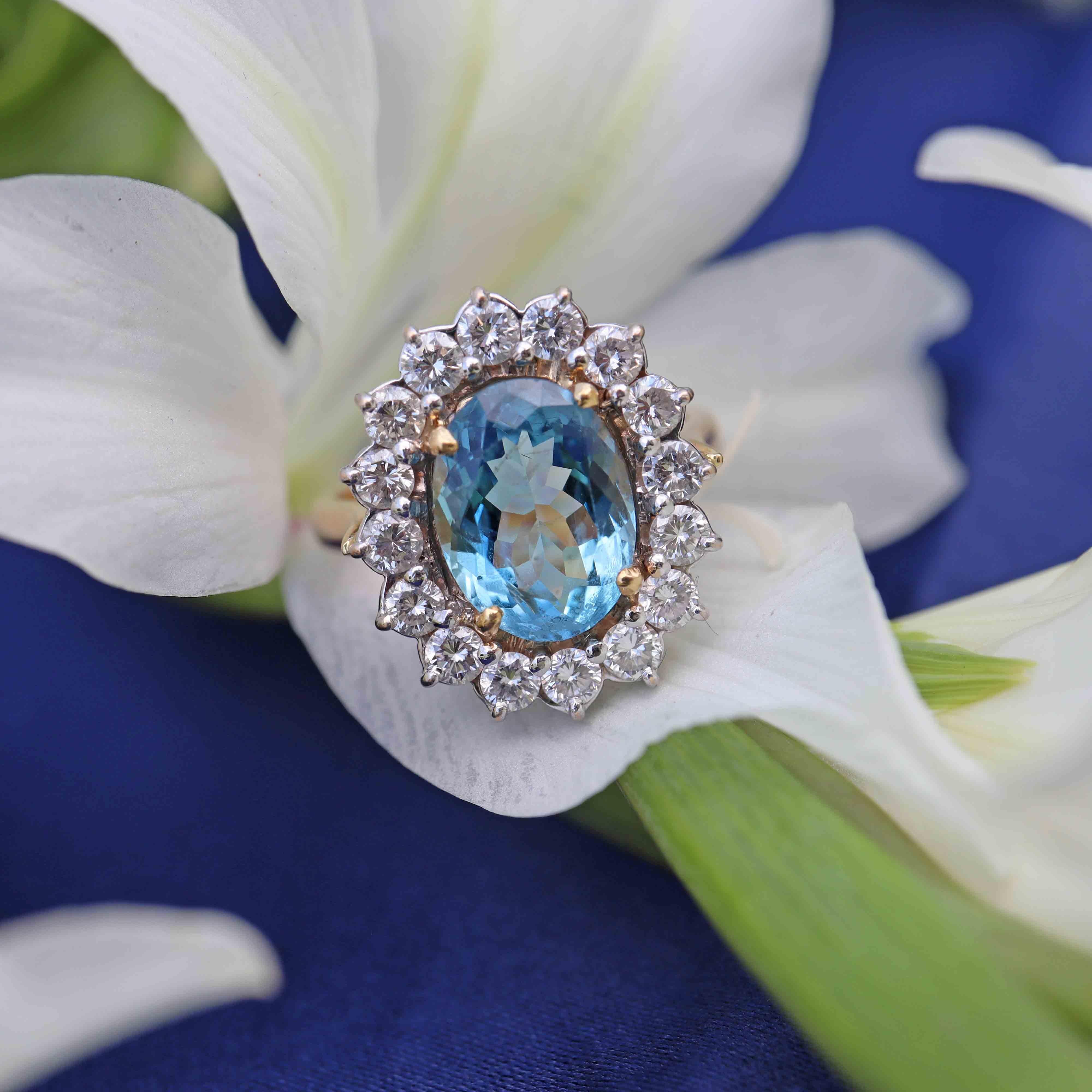 Ellibelle Jewellery Aquamarine & Diamond 18ct Gold Cluster Engagement Ring (3.05ct)