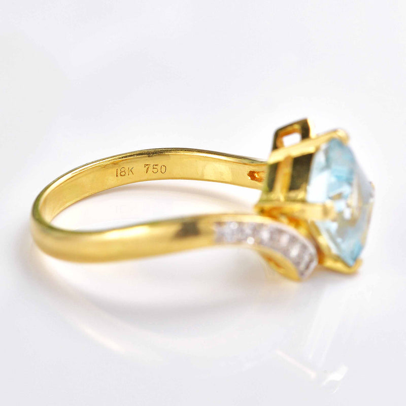 Ellibelle Jewellery Aquamarine & Diamond 18ct Gold Crossover Ring