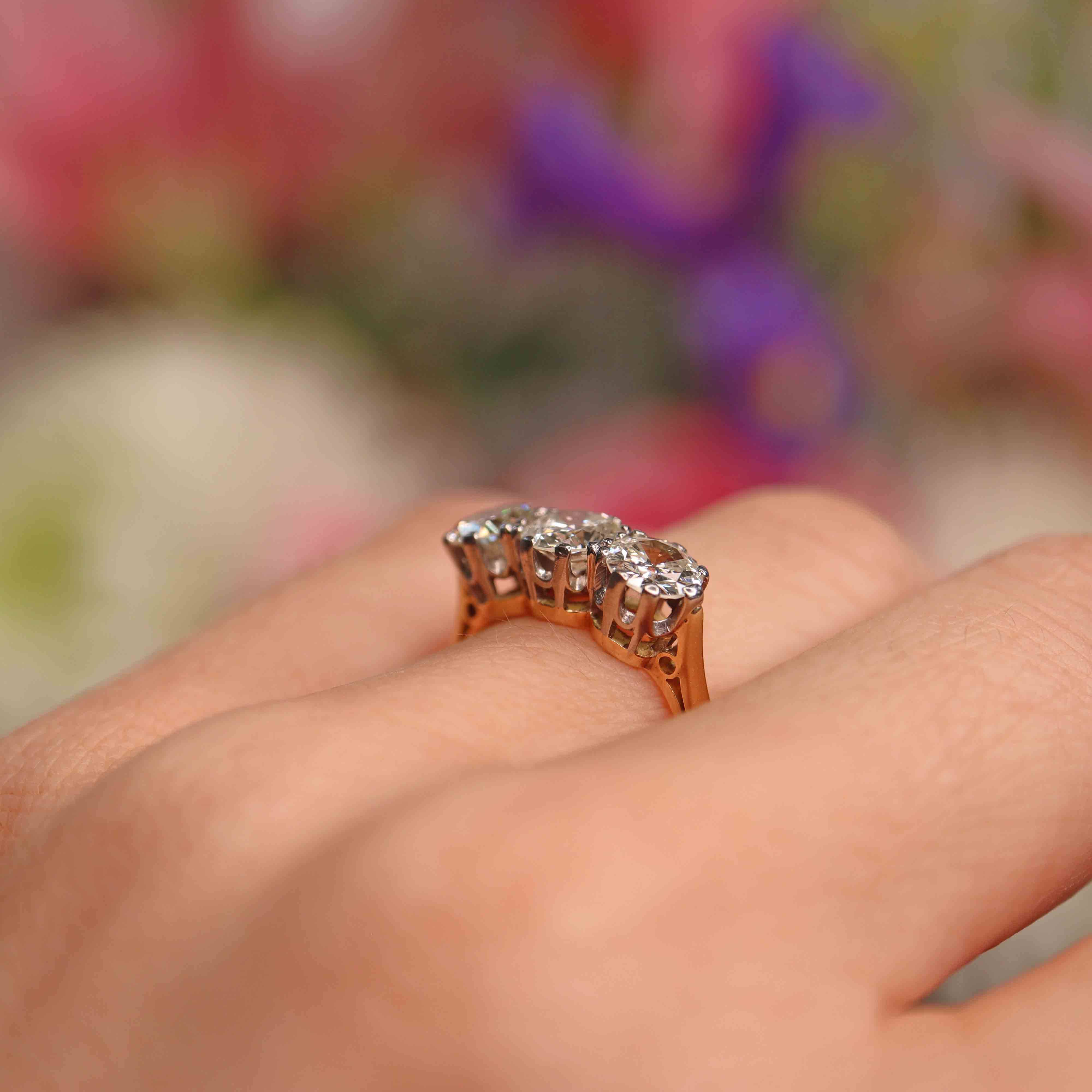 Ellibelle Jewellery Art Deco Diamond 18ct Gold Three-Stone Trilogy Engagement Ring (1.75cts)