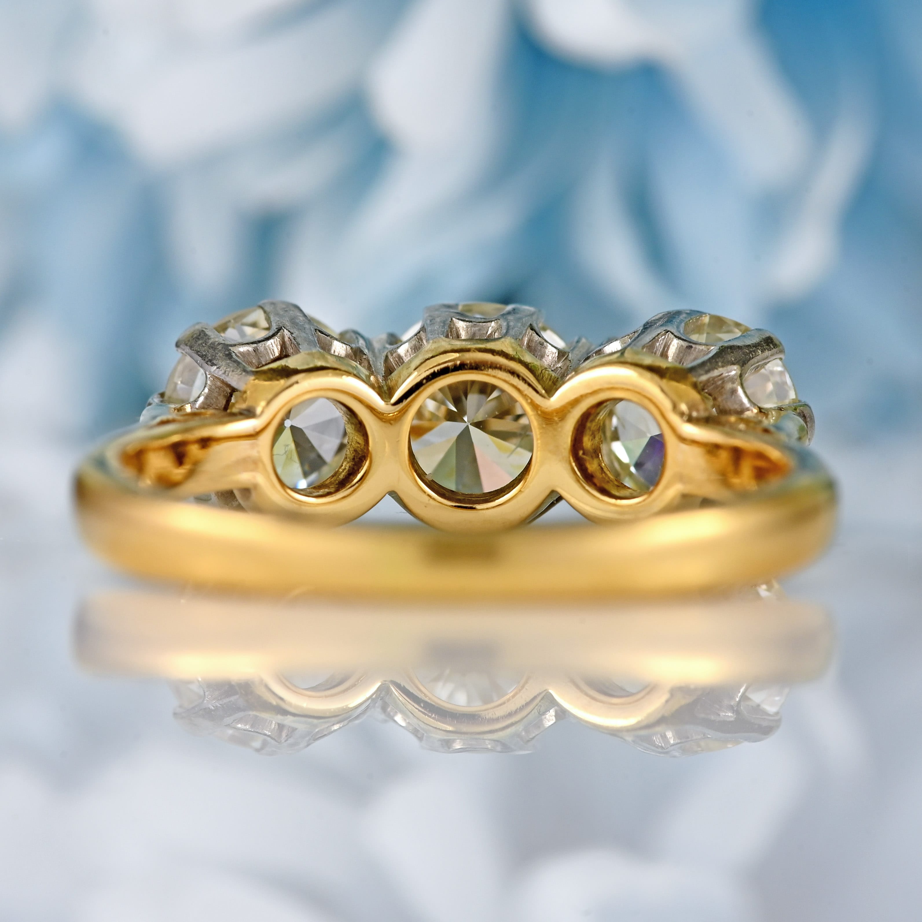 Ellibelle Jewellery Art Deco Diamond 18ct Gold Three-Stone Trilogy Engagement Ring (1.75cts)