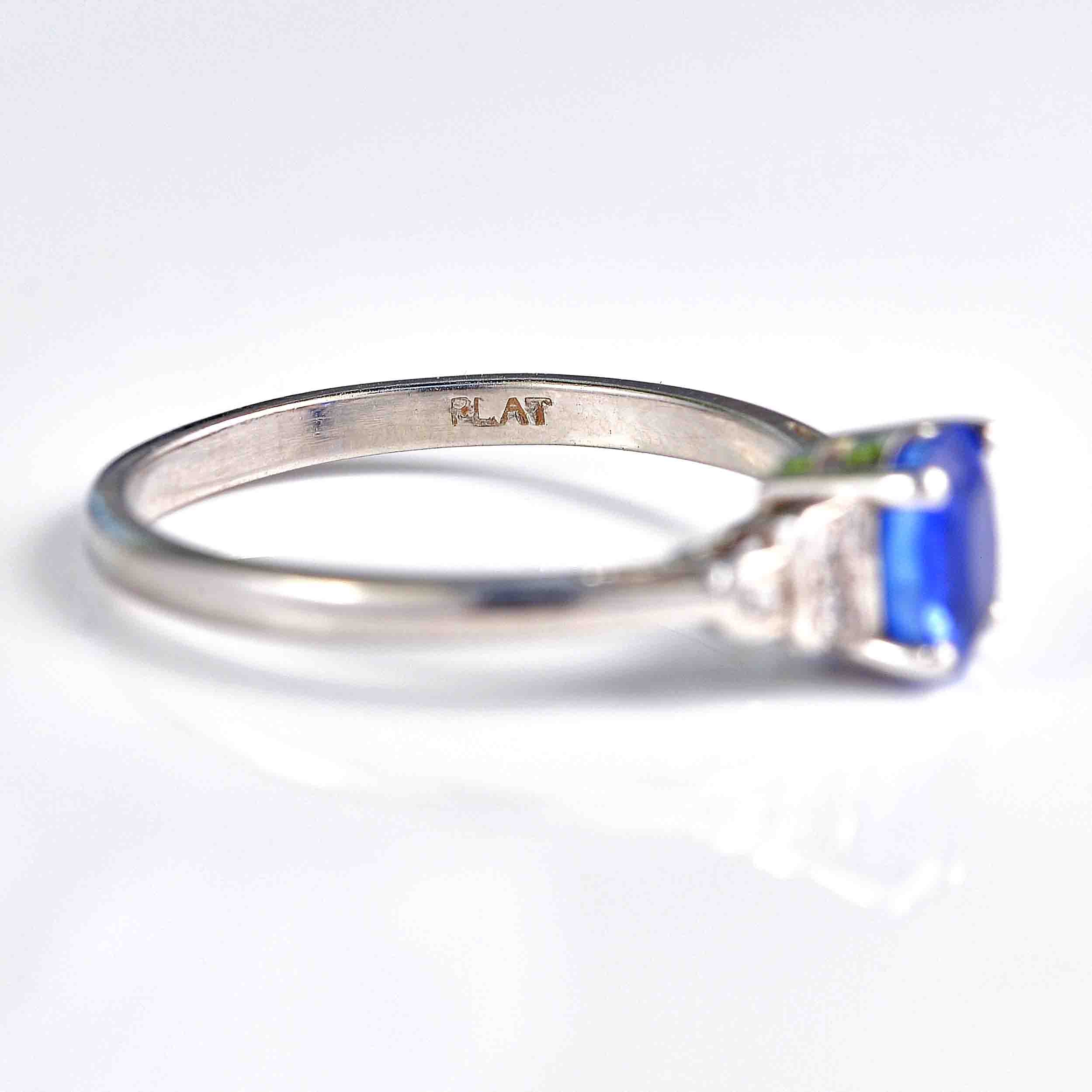 Ellibelle Jewellery Art Deco Sapphire & Diamond Platinum Ring