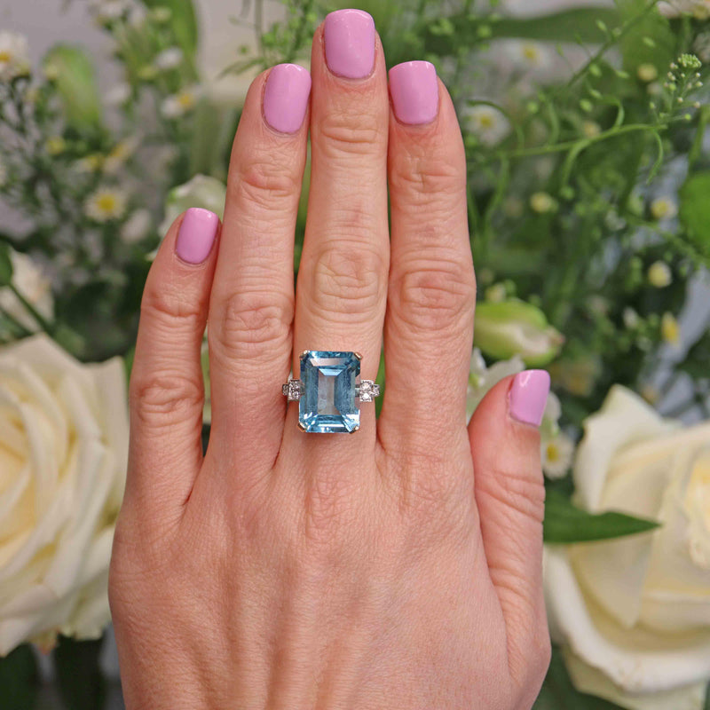 Ellibelle Jewellery Art Deco Style Blue Topaz & Diamond 9ct Gold Cocktail Ring (14.50ct)