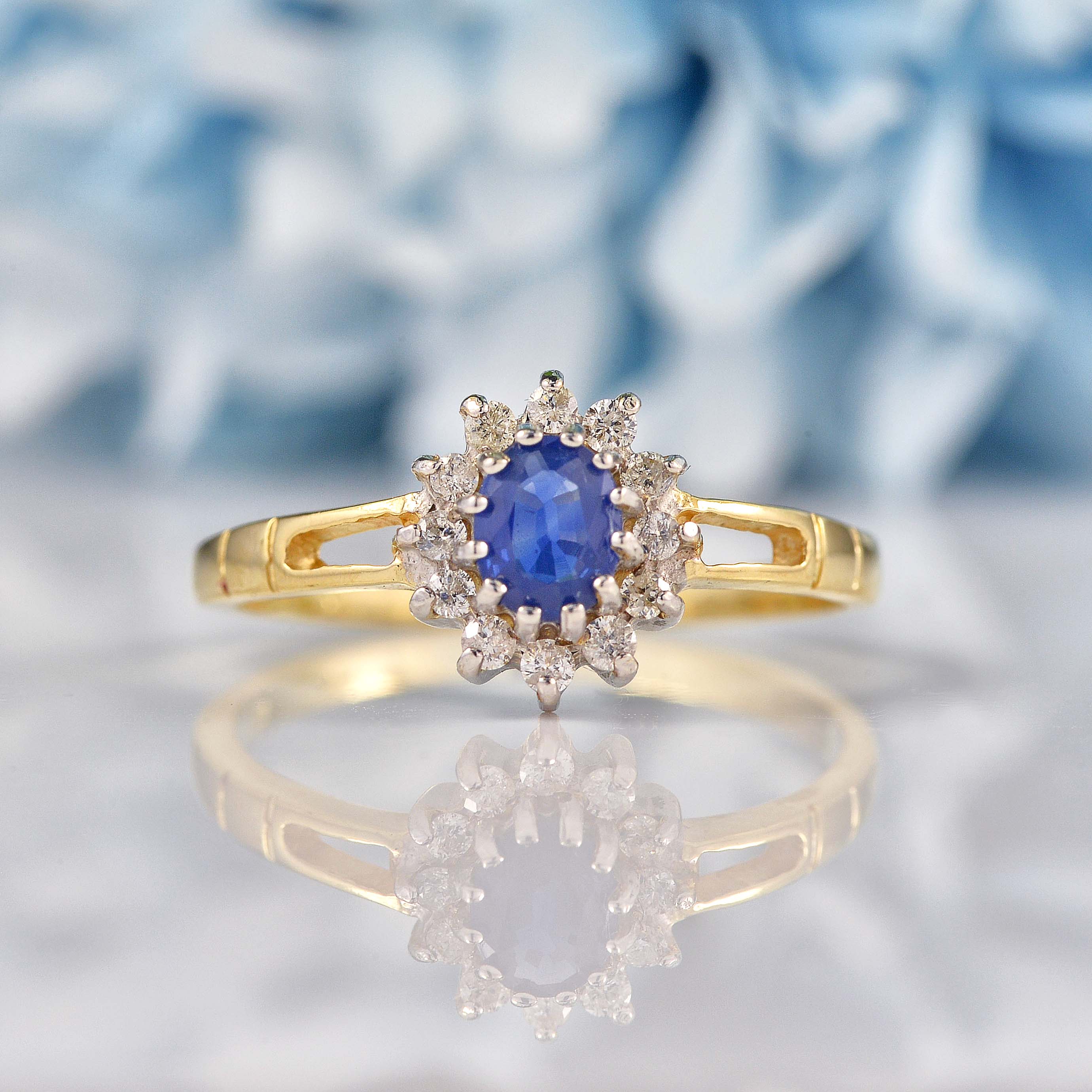 Ellibelle Jewellery Blue Sapphire & Diamond 9ct Gold Cluster Ring (0.30ct)