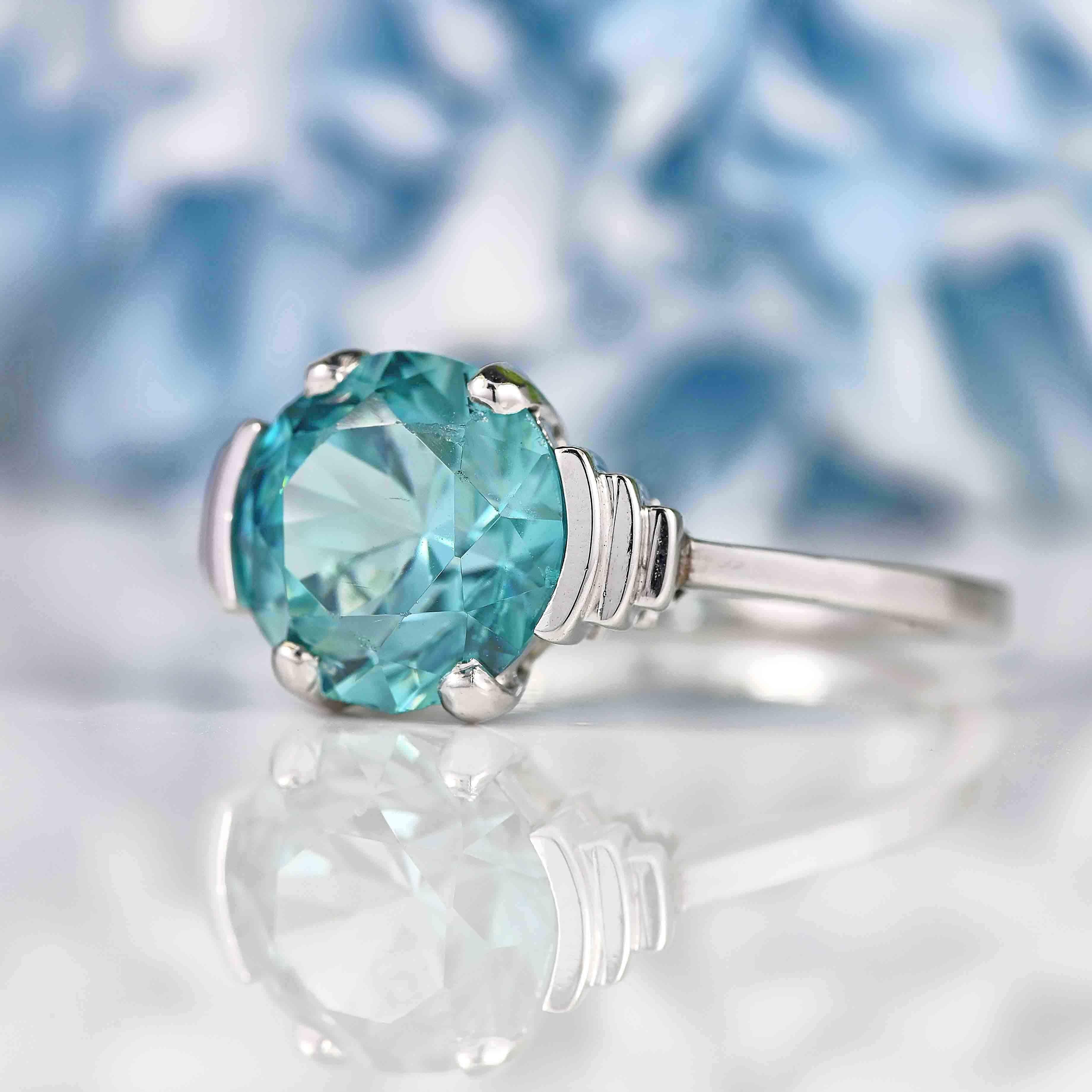 Ellibelle Jewellery Blue Zircon 9ct White Gold Single-Stone Ring (4.40ct)