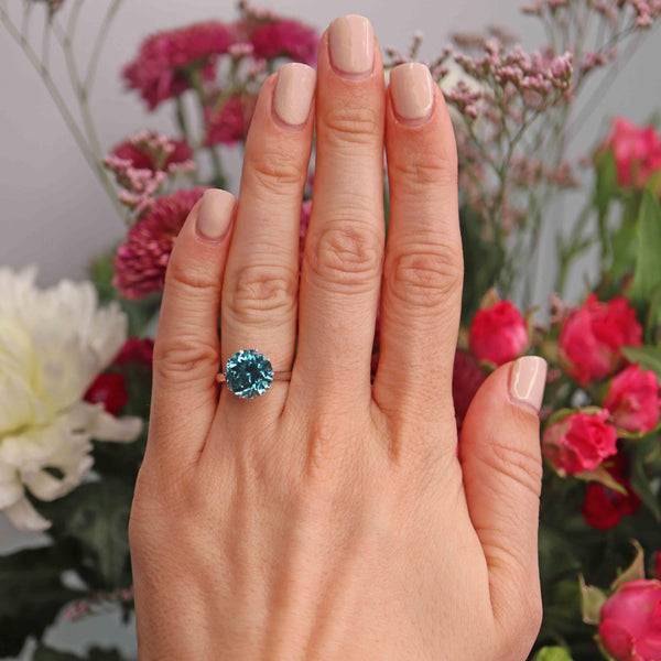 Ellibelle Jewellery Blue Zircon 9ct White Gold Solitaire Ring