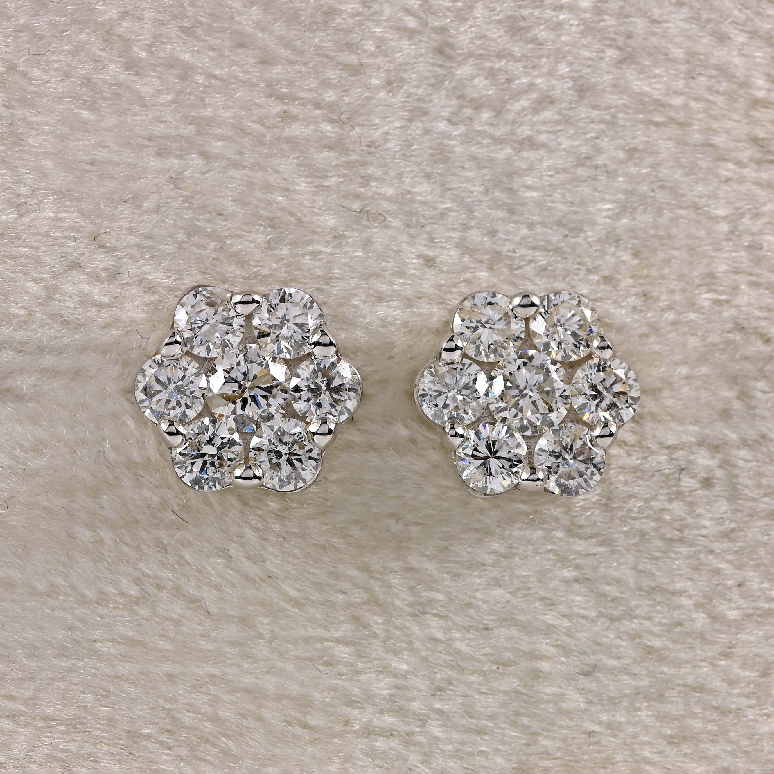 Ellibelle Jewellery Diamond 18ct White Gold Daisy Cluster Stud Earrings (1.50cts)