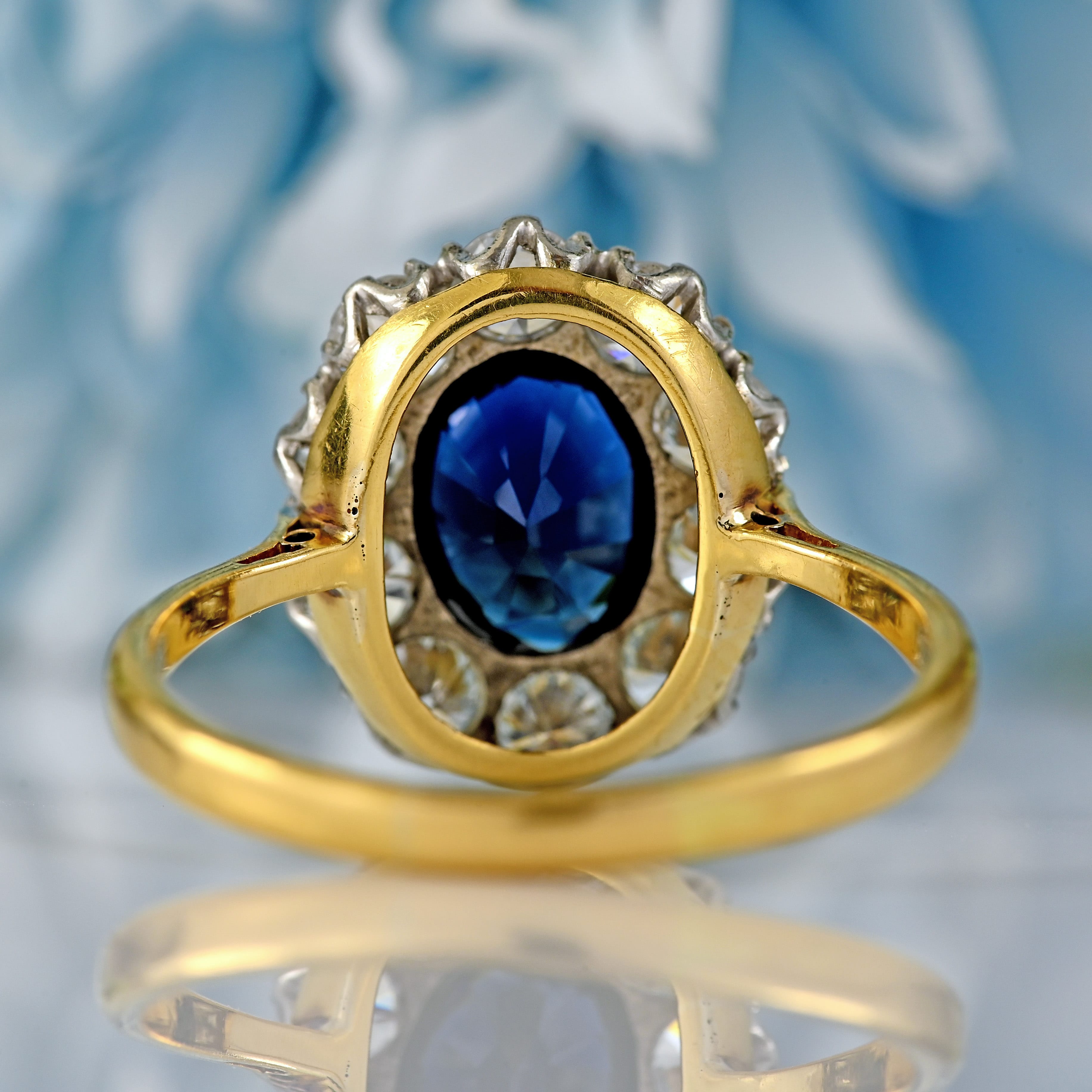 Ellibelle Jewellery Early 20th Century Sapphire & Diamond 18ct Gold Platinum Cluster Ring (1.80cts)
