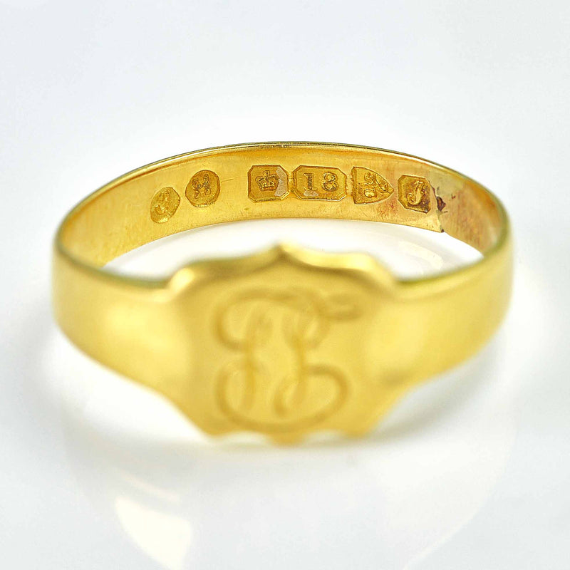 Ellibelle Jewellery Edwardian 18ct Gold Shield-Shaped Signet Ring