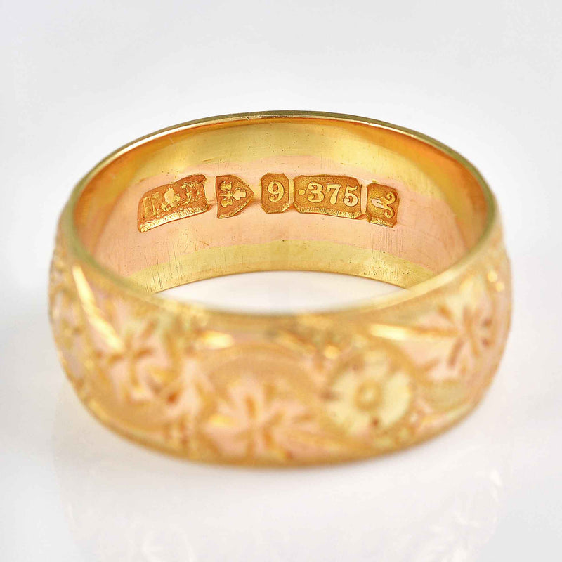 Ellibelle Jewellery Edwardian 9ct Gold Engraved Wedding Band Ring