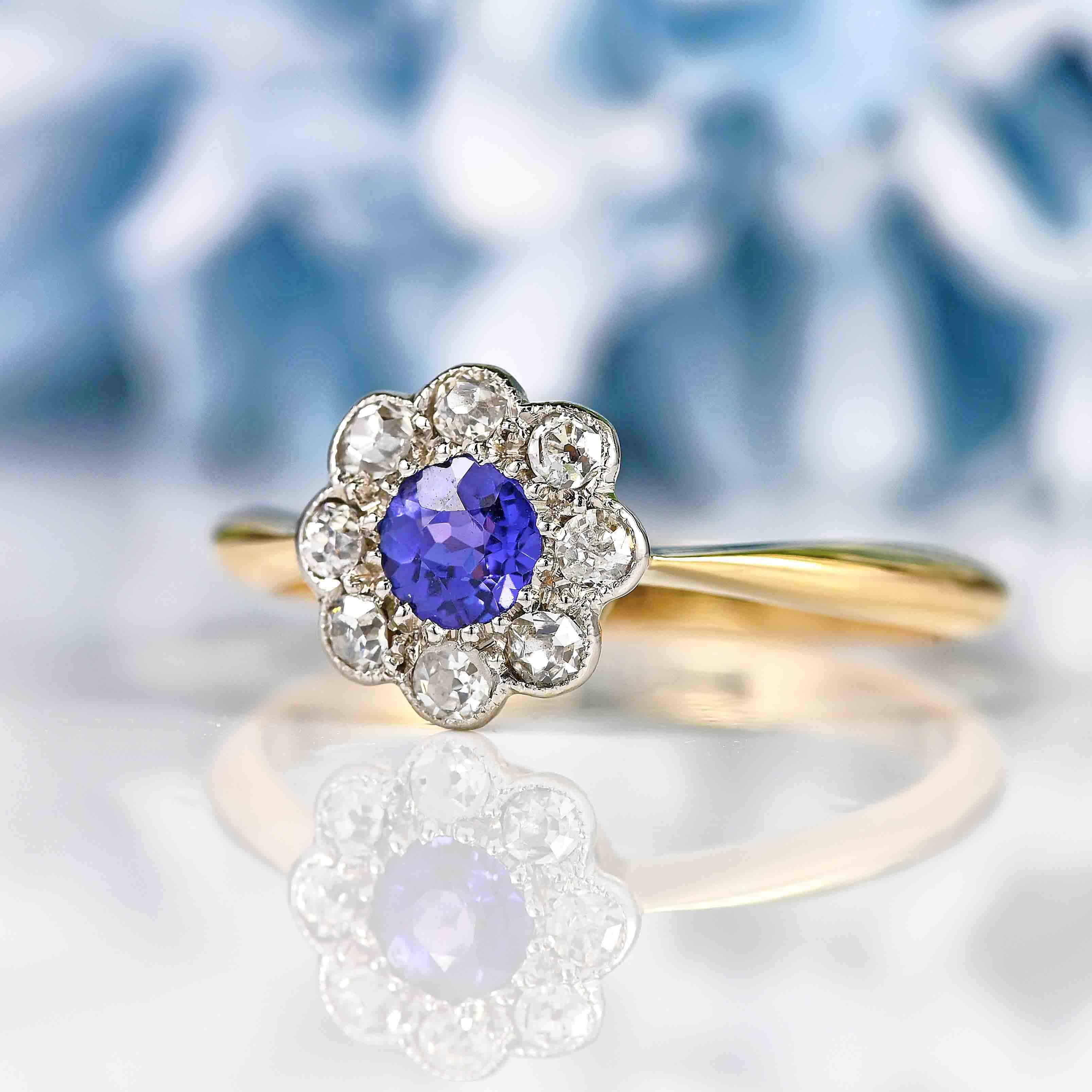 Ellibelle Jewellery Edwardian Ceylon Sapphire & Diamond 18ct Gold Daisy Ring