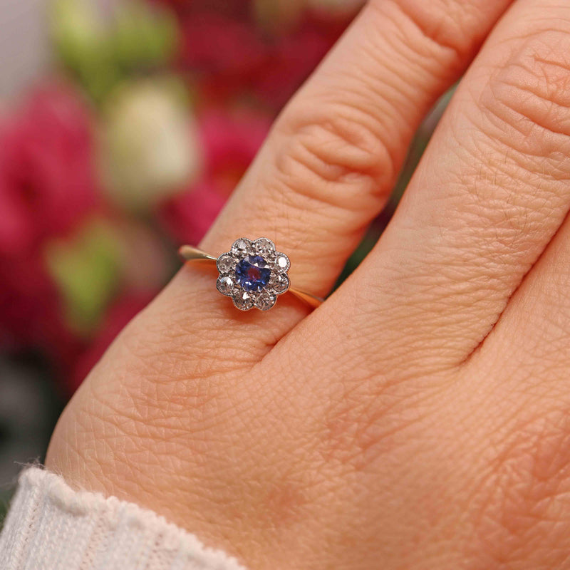 Ellibelle Jewellery Edwardian Ceylon Sapphire & Diamond 18ct Gold Daisy Ring