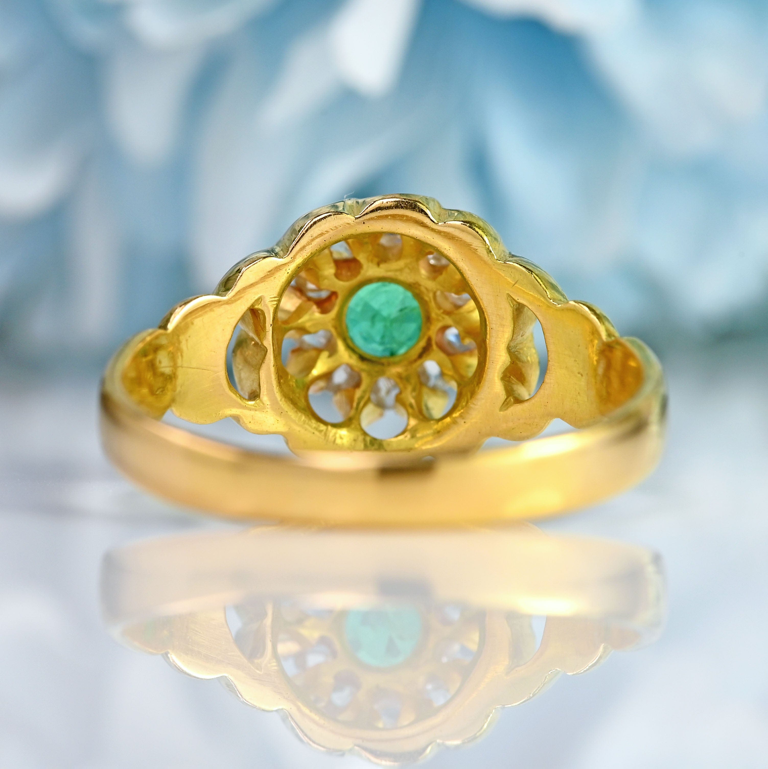 Ellibelle Jewellery Edwardian Emerald & Rose-Cut Diamond 18ct Gold Belcher Ring