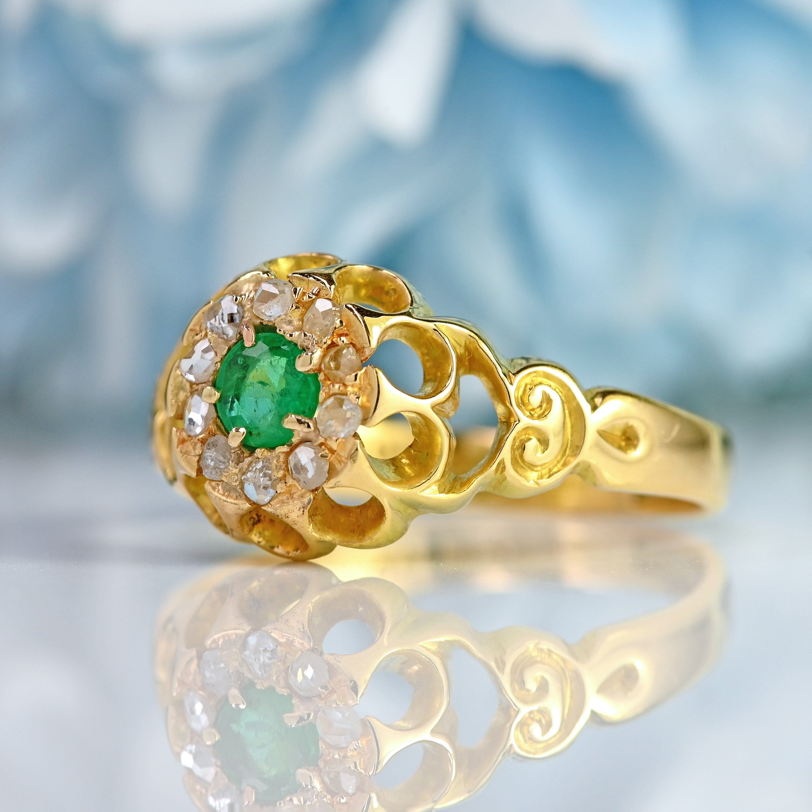 Ellibelle Jewellery Edwardian Emerald & Rose-Cut Diamond 18ct Gold Belcher Ring