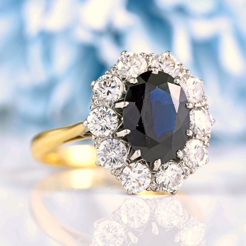 Ellibelle Jewellery Edwardian Sapphire & Diamond 18ct Gold Oval Cluster Ring (2.90ct)