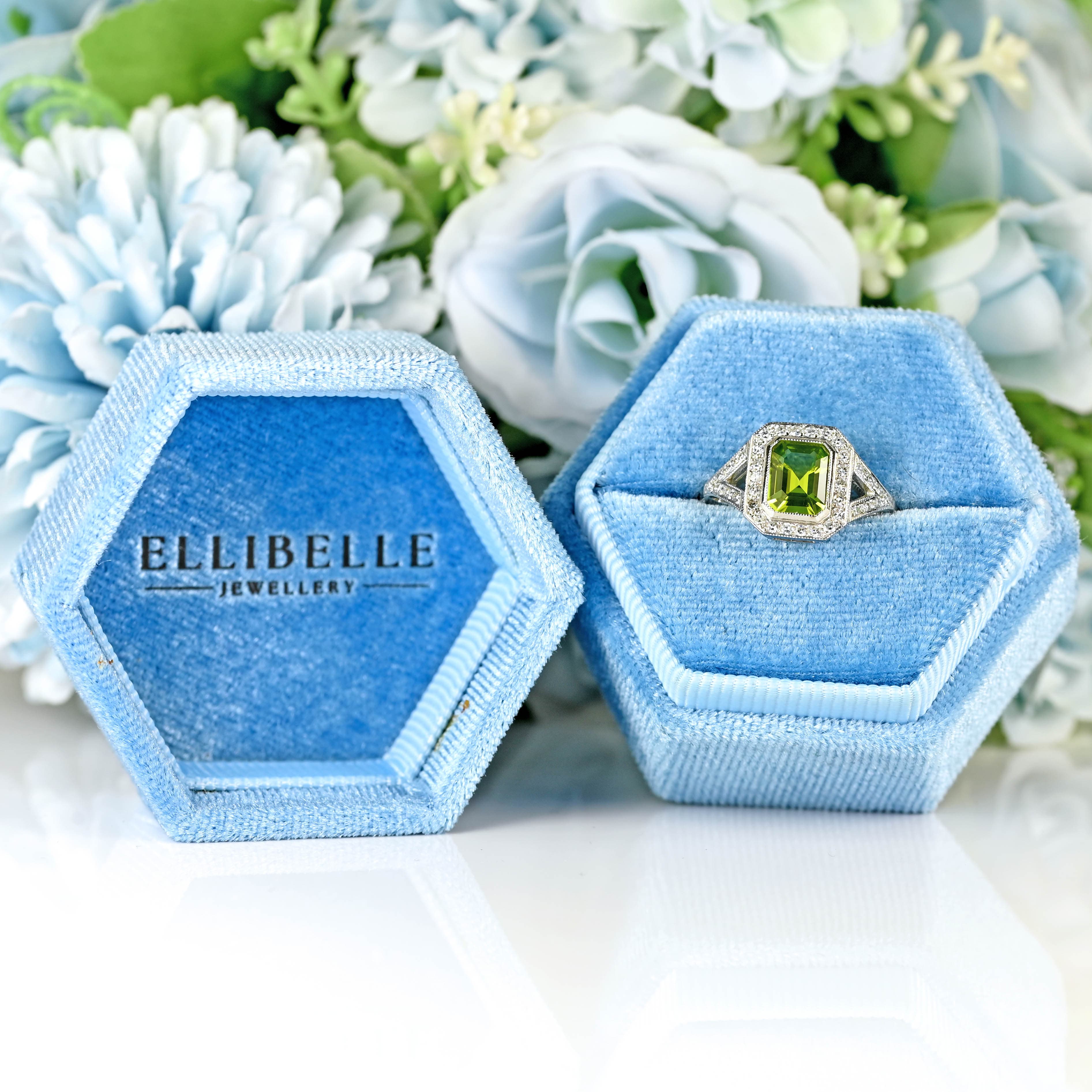 Ellibelle Jewellery Emerald-Cut Peridot & Diamond Platinum Geometric Cluster Ring (1.52cts)