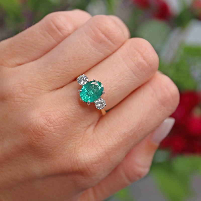 Ellibelle Jewellery Emerald & Diamond 18ct Gold Three-Stone Engagement Ring (1.85cts)