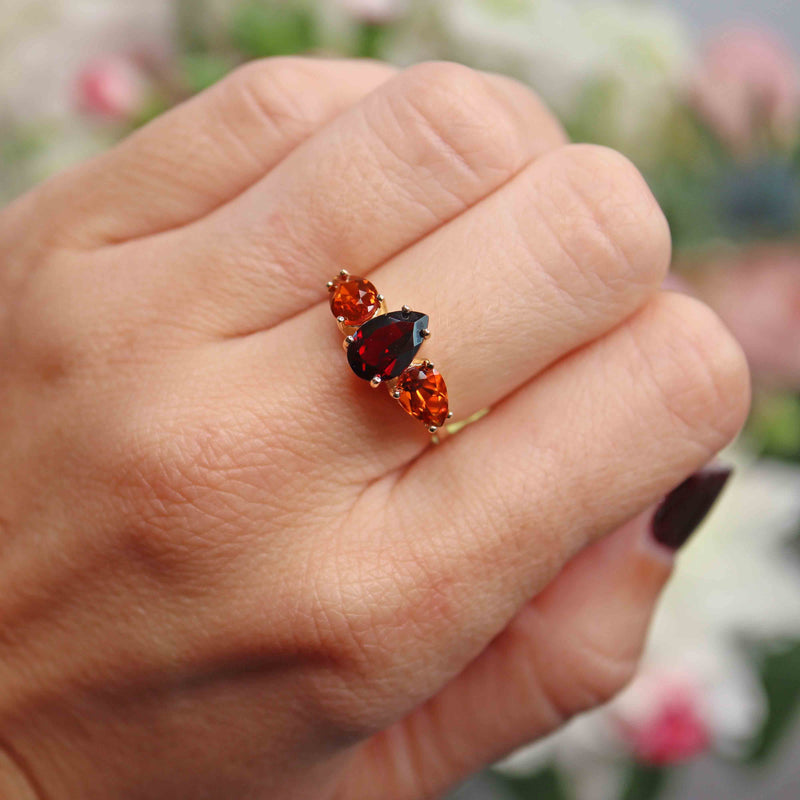 Ellibelle Jewellery Garnet & Citrine 9ct Gold Pear-Shaped Trilogy Ring