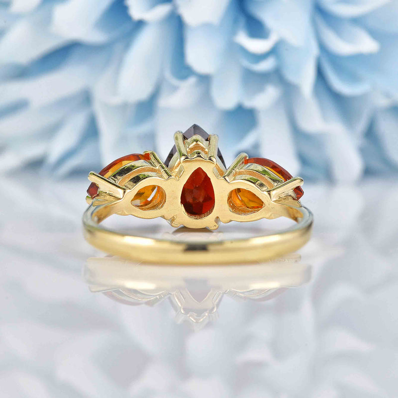 Ellibelle Jewellery Garnet & Citrine 9ct Gold Pear-Shaped Trilogy Ring