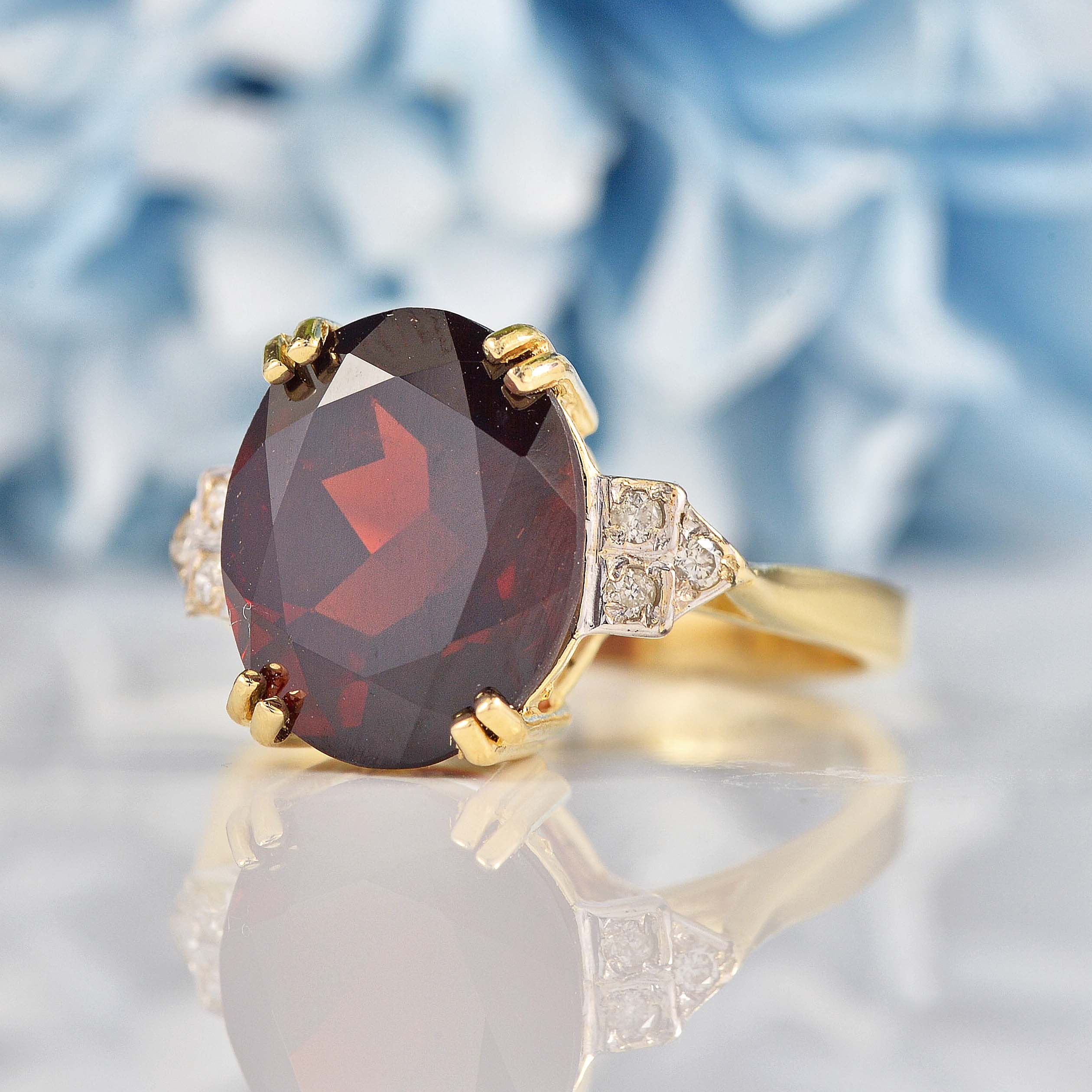 Ellibelle Jewellery Garnet & Diamond 9ct Gold Dress Ring (6.70ct)