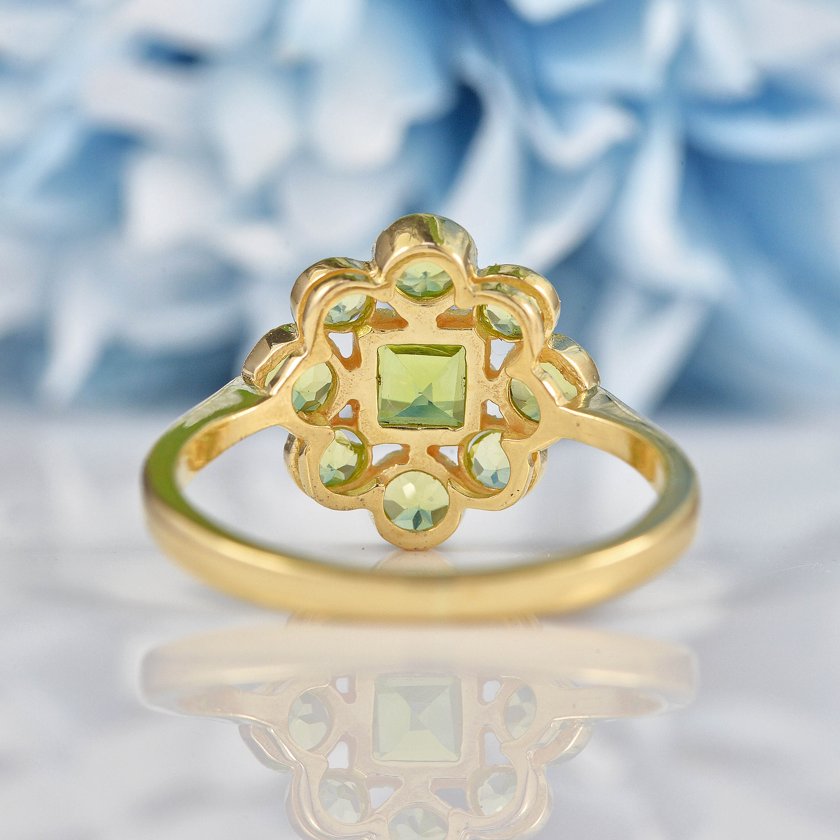 Ellibelle Jewellery Peridot 9ct Gold Cluster Ring