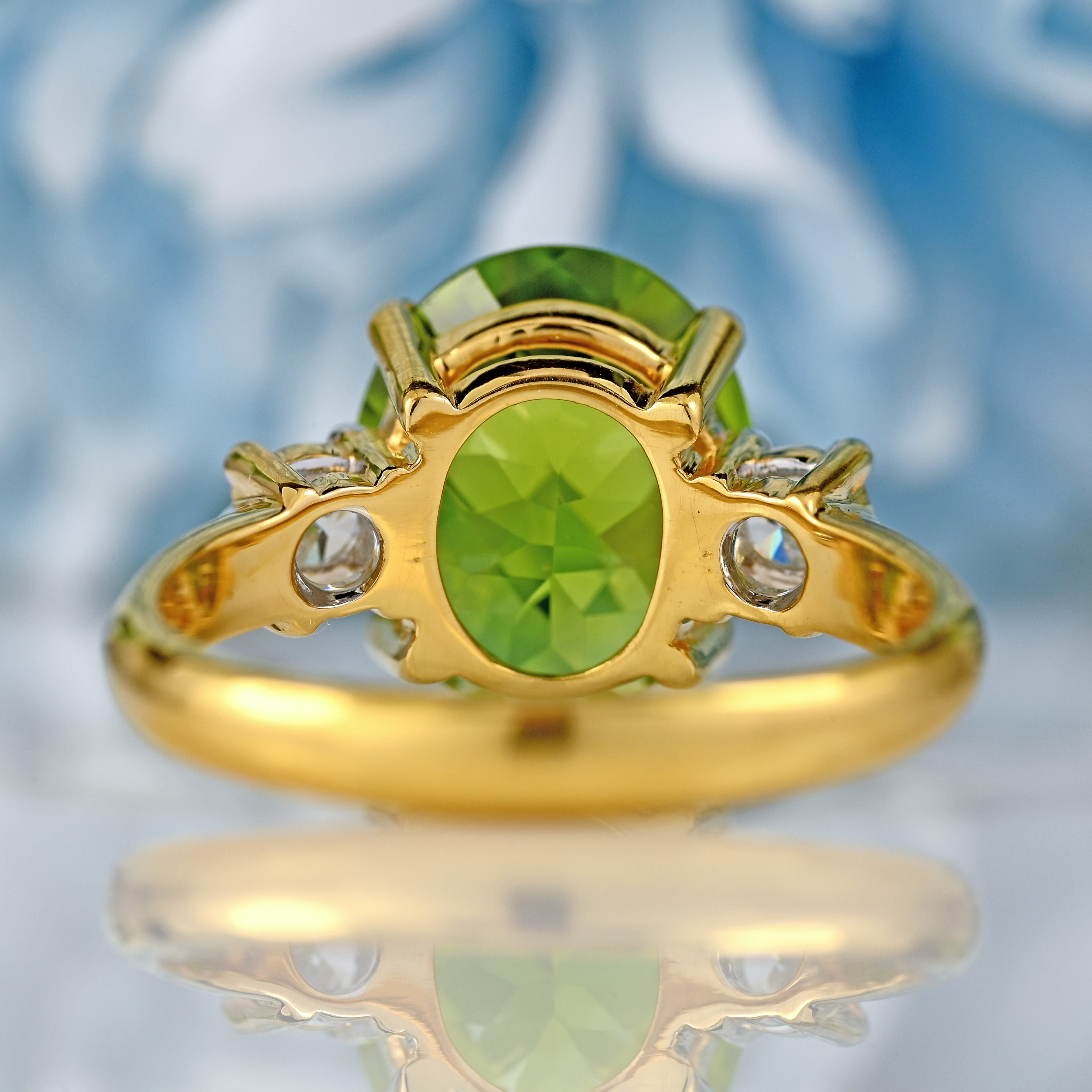 Ellibelle Jewellery Peridot & Diamond 18ct Gold Three-Stone Trilogy Ring (5.13cts)