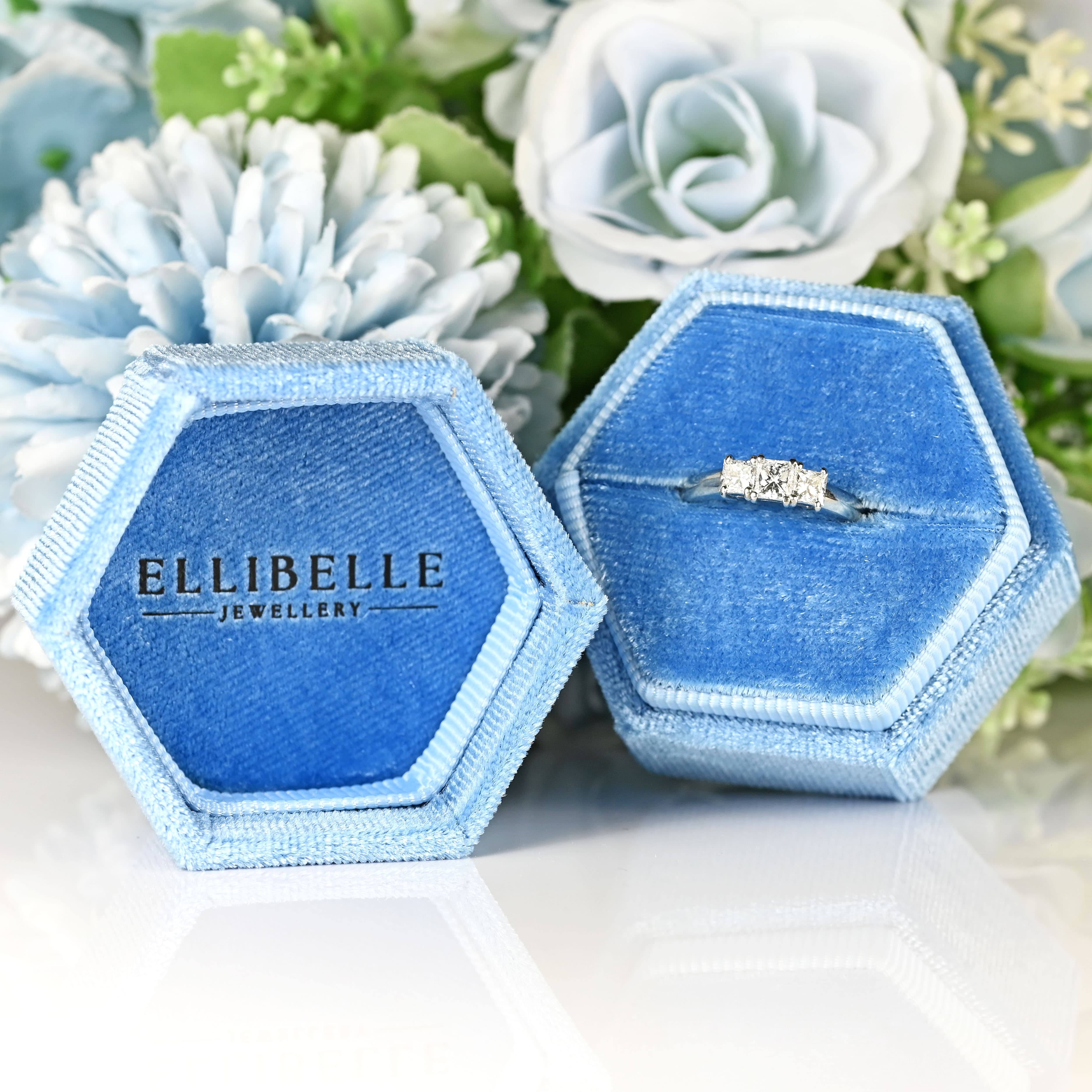 Ellibelle Jewellery Princess-Cut Diamond Platinum Three-Stone Trilogy Ring (0.75cts)