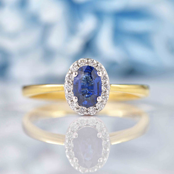 Ellibelle Jewellery Sapphire & Diamond 18ct Gold Oval Cluster Ring (0.53ct)