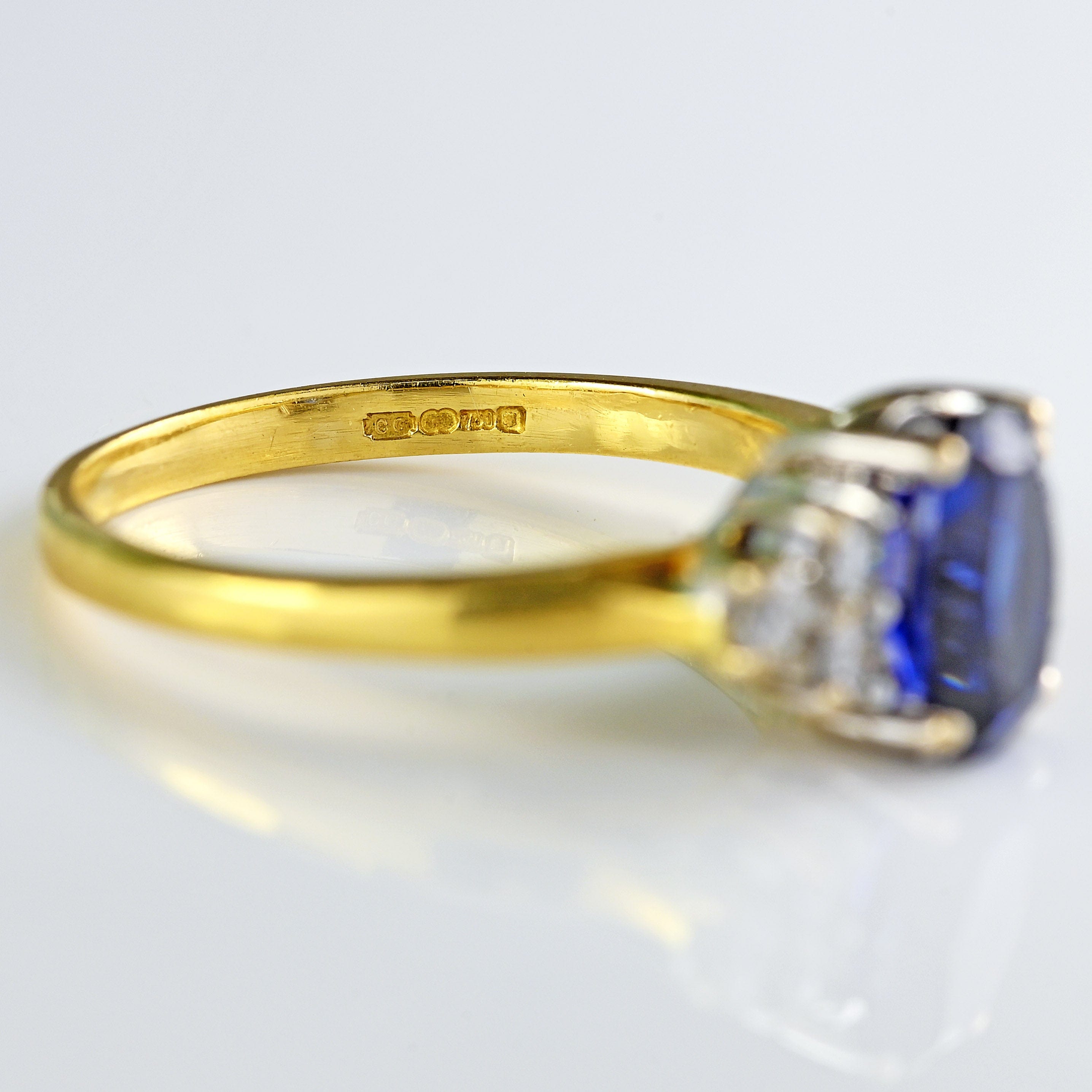 Ellibelle Jewellery Sapphire & Diamond 18ct Gold Seven-Stone Ring