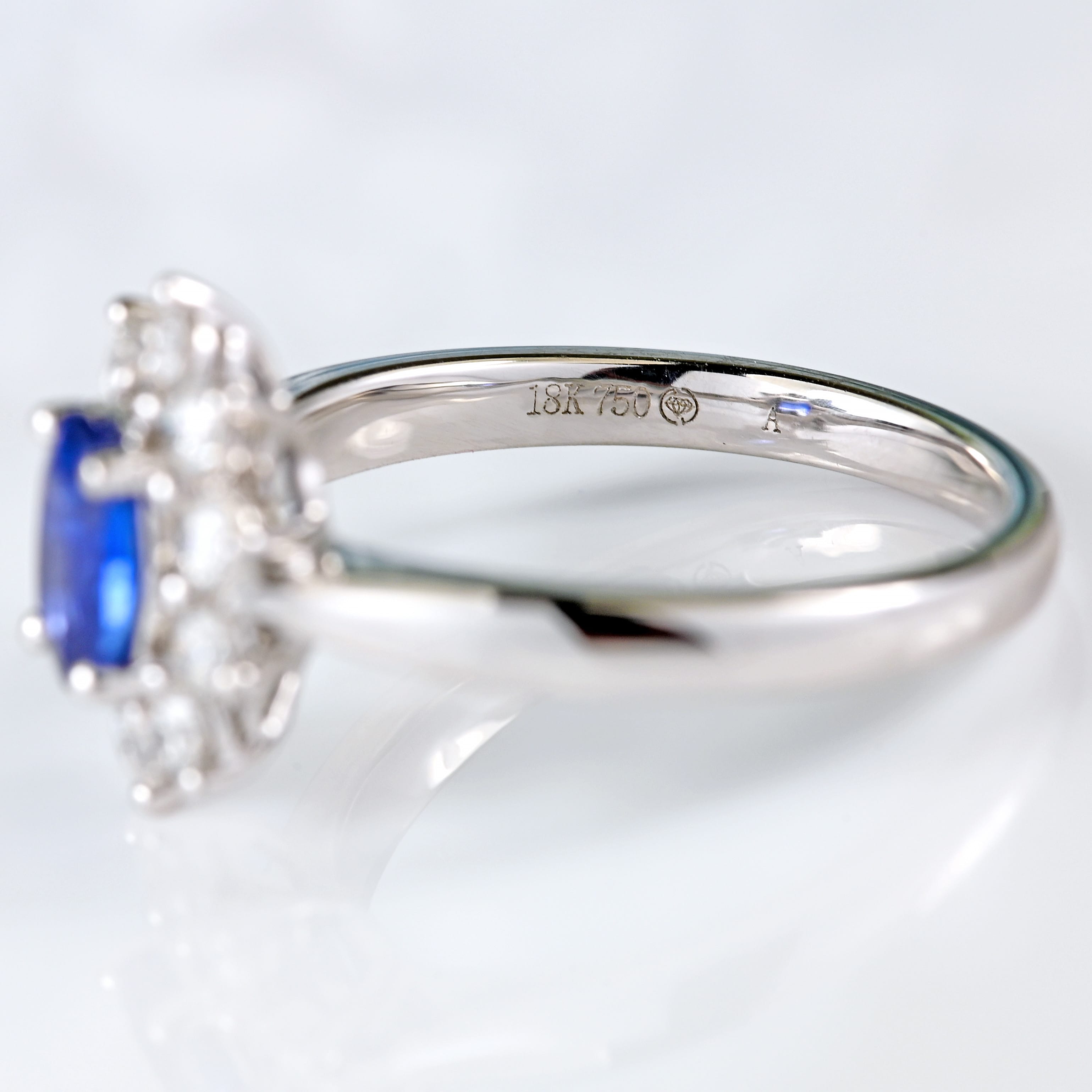 Ellibelle Jewellery Sapphire & Diamond 18ct White Gold Oval Cluster Ring (0.76cts)