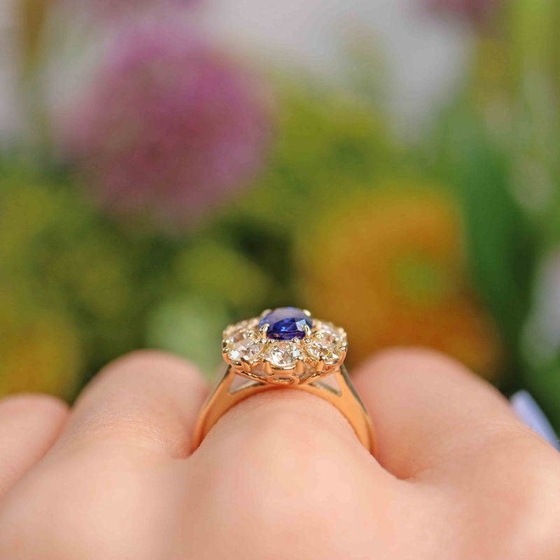 Ellibelle Jewellery Sapphire & Yellow Diamond 18ct Gold Cluster Engagement Ring (1.57ct)