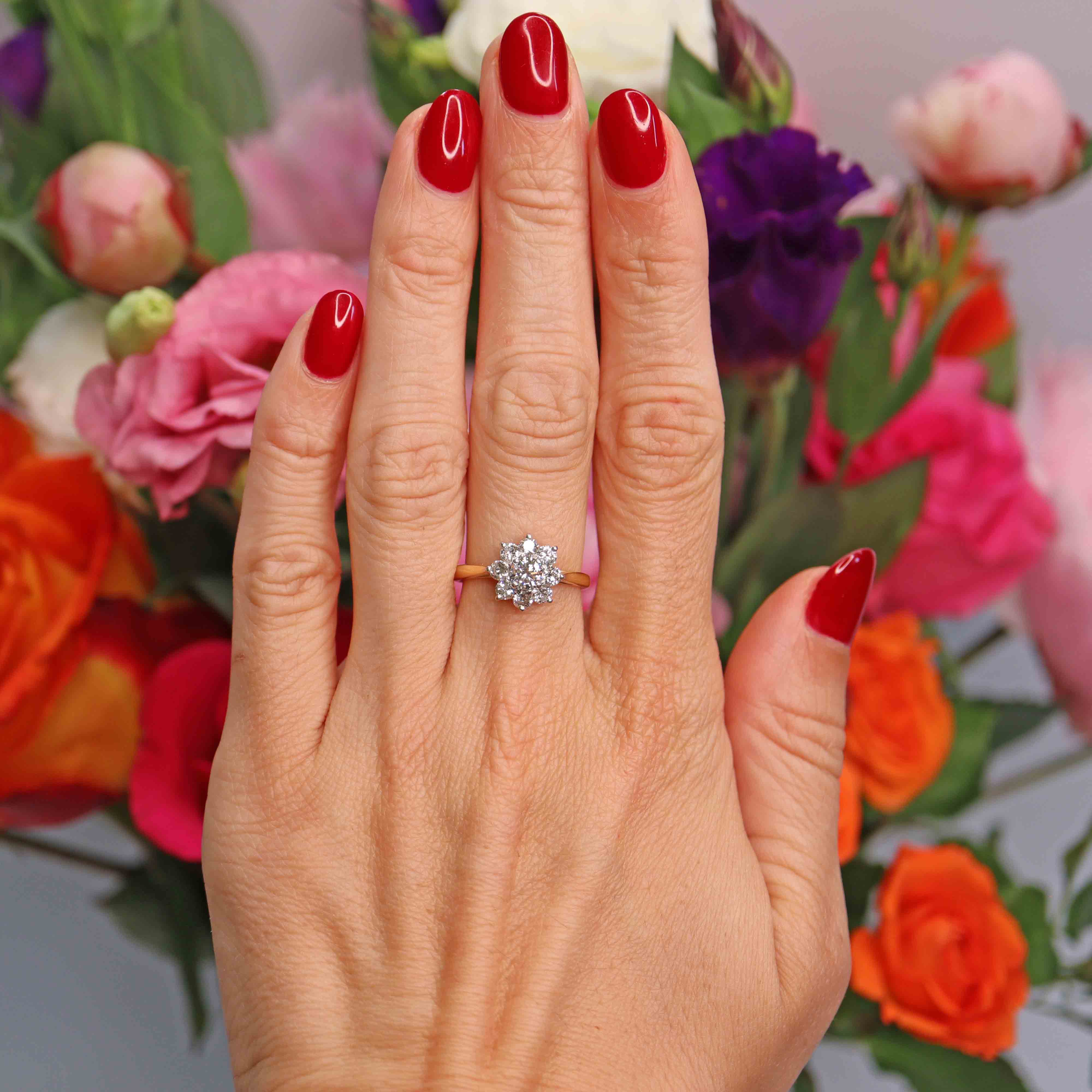 Ellibelle Jewellery Vintage 18ct Gold 1 Carat Diamond Daisy Cluster Ring