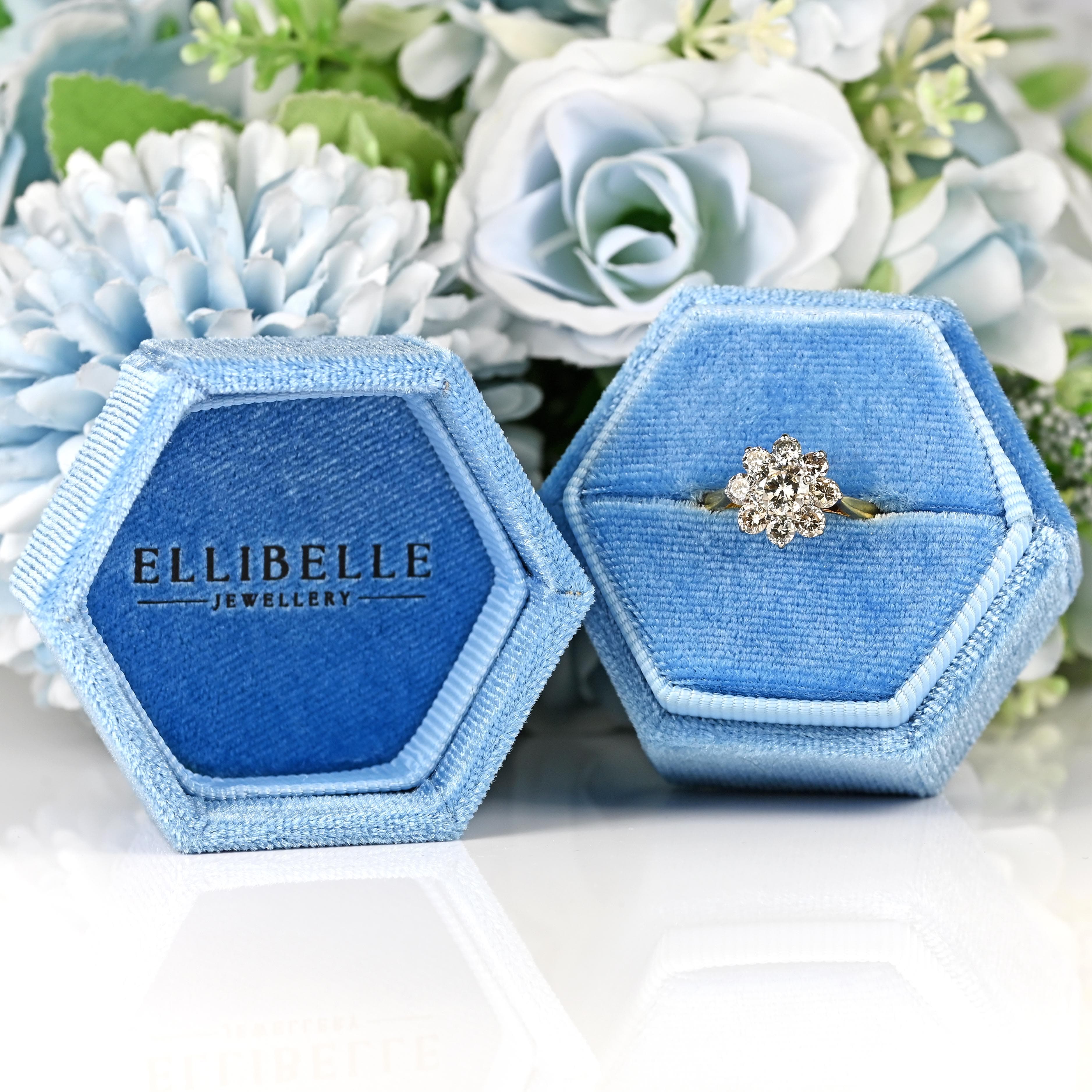 Ellibelle Jewellery Vintage 18ct Gold Diamond Daisy Cluster Ring (1.30cts)