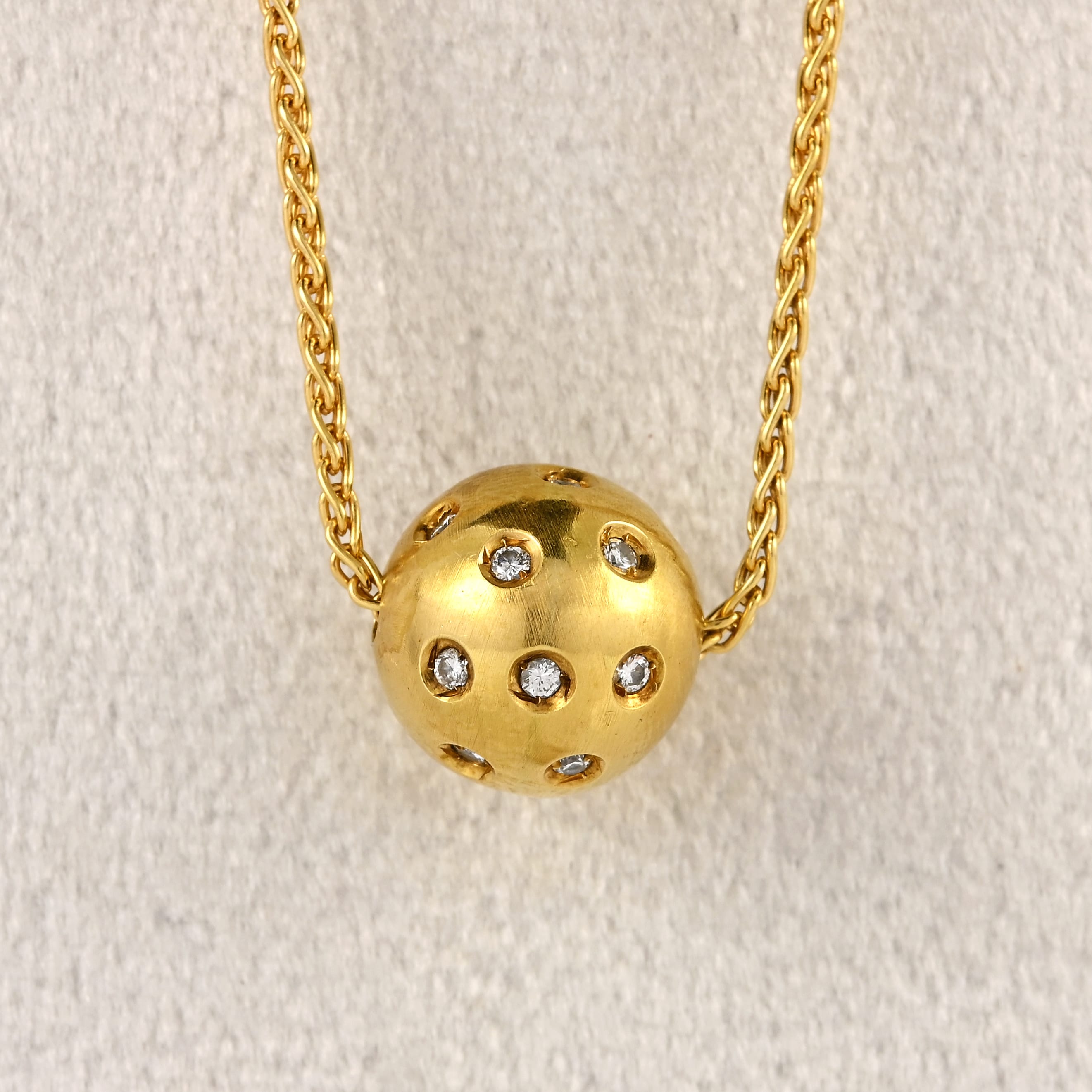 Ellibelle Jewellery Vintage 18ct Gold Diamond-Set Ball Pendant Necklace