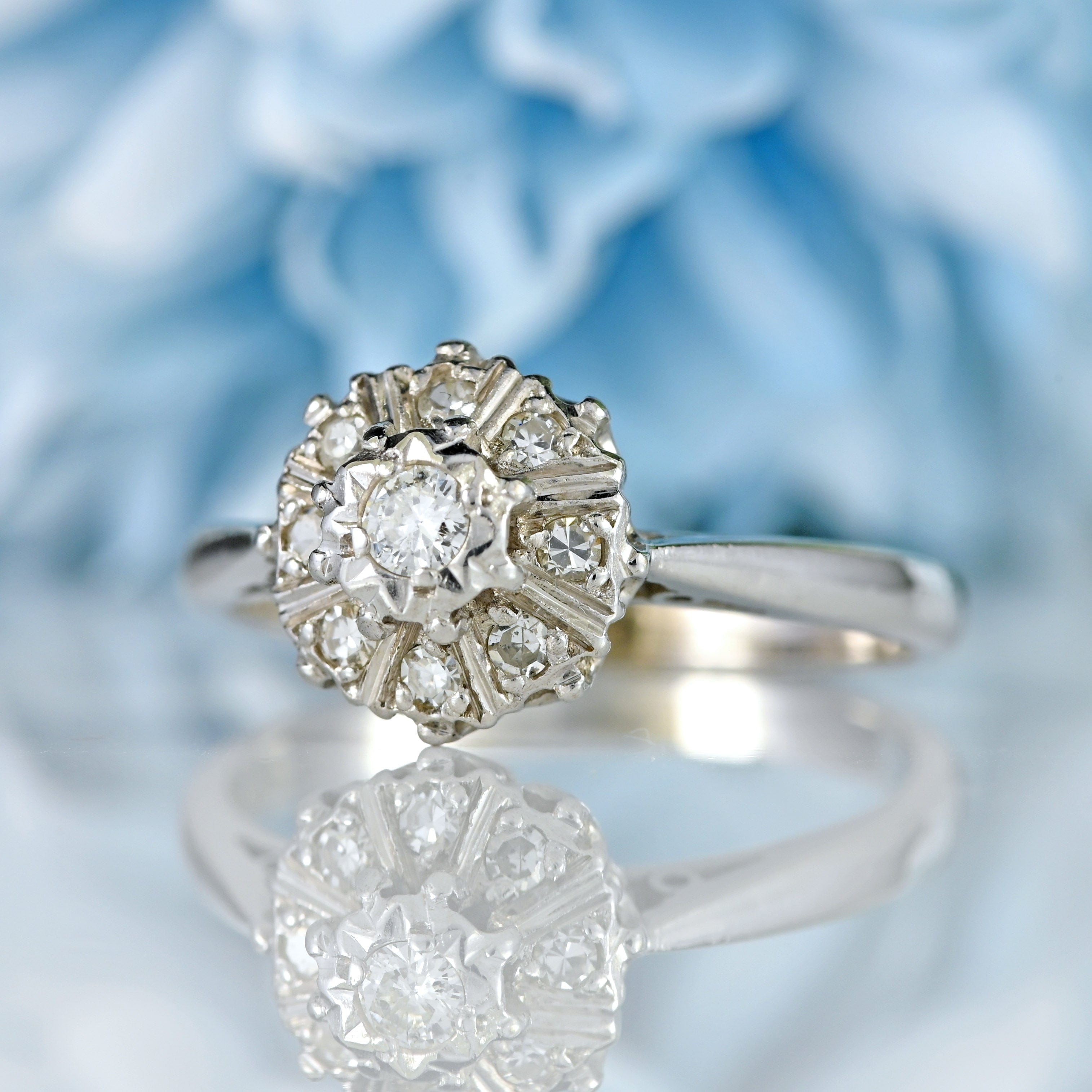 Ellibelle Jewellery Vintage 18ct White Gold Diamond Cluster Ring (0.25cts)