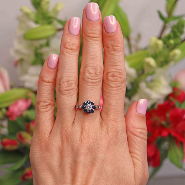 Ellibelle Jewellery Vintage 18ct White Gold Sapphire & Diamond Daisy Cluster Ring