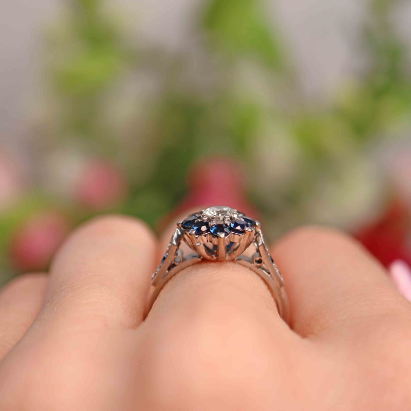 Ellibelle Jewellery Vintage 18ct White Gold Sapphire & Diamond Daisy Cluster Ring