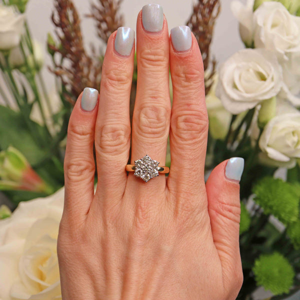 Ellibelle Jewellery Vintage 18ct Yellow Gold Diamond Daisy Cluster Ring (1.23cts)